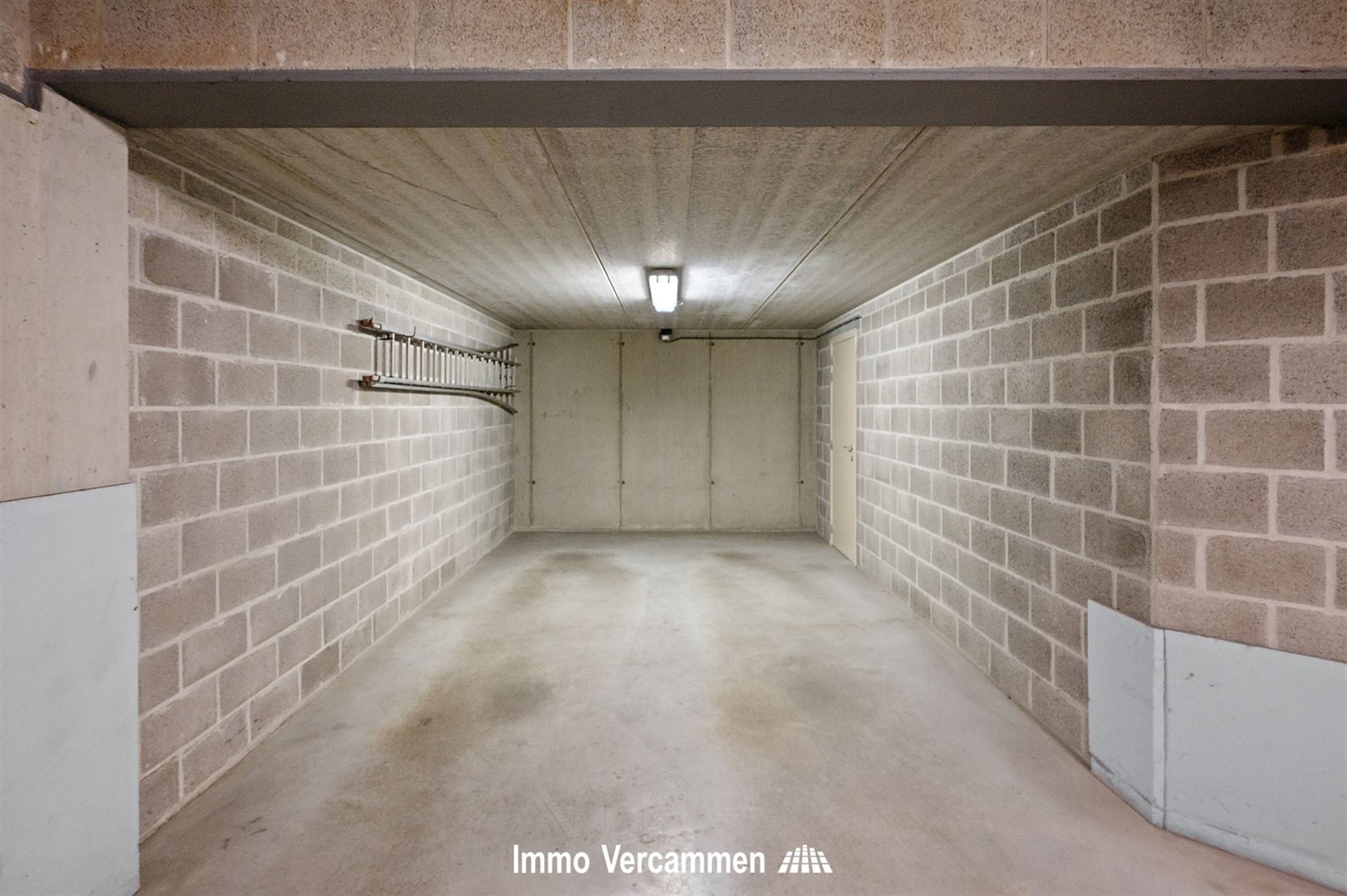 Recent, perfect instapklaar dakappartement te Putte