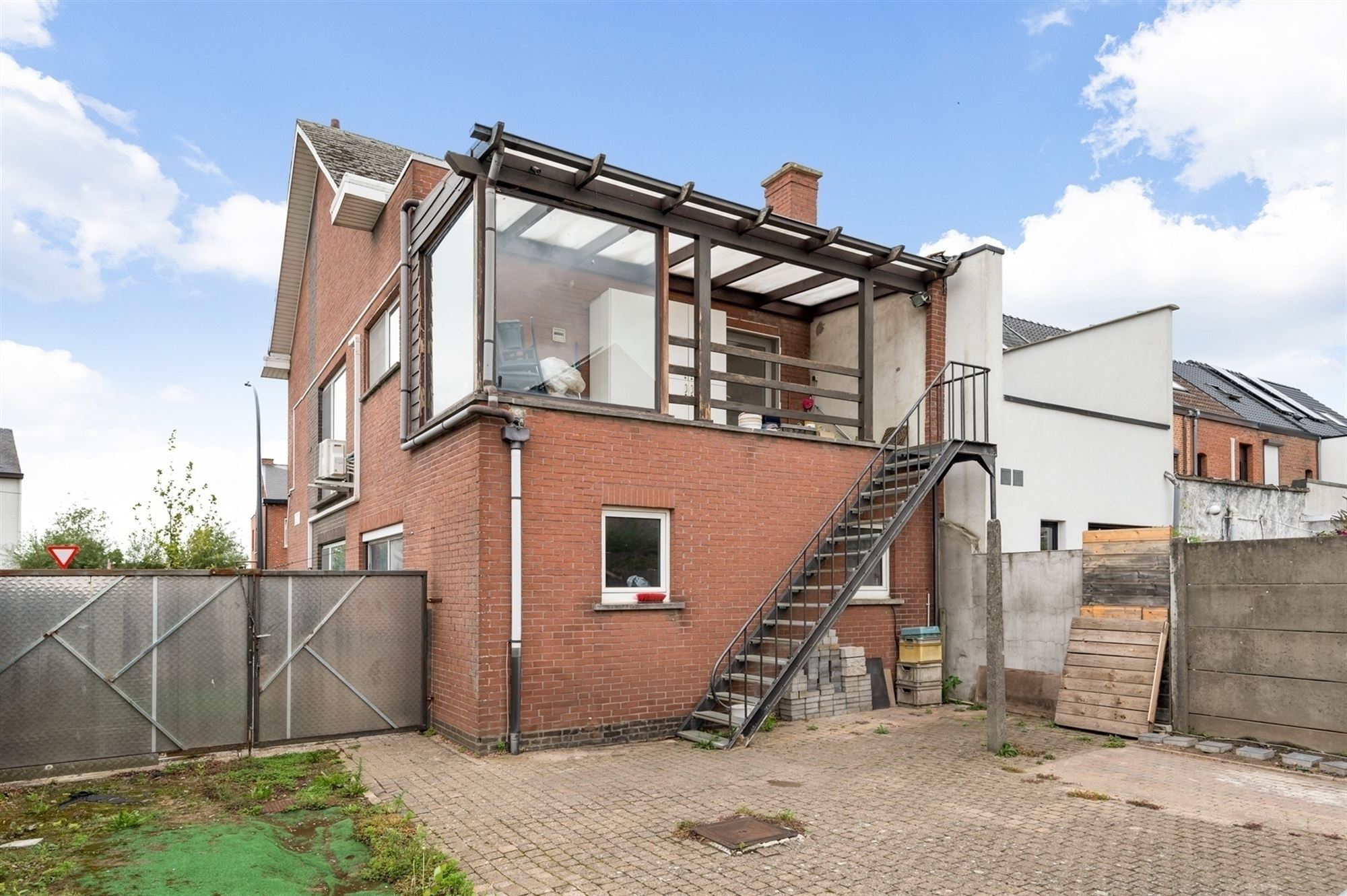 Bel-etage woning met 3 slaapkamers in Lier