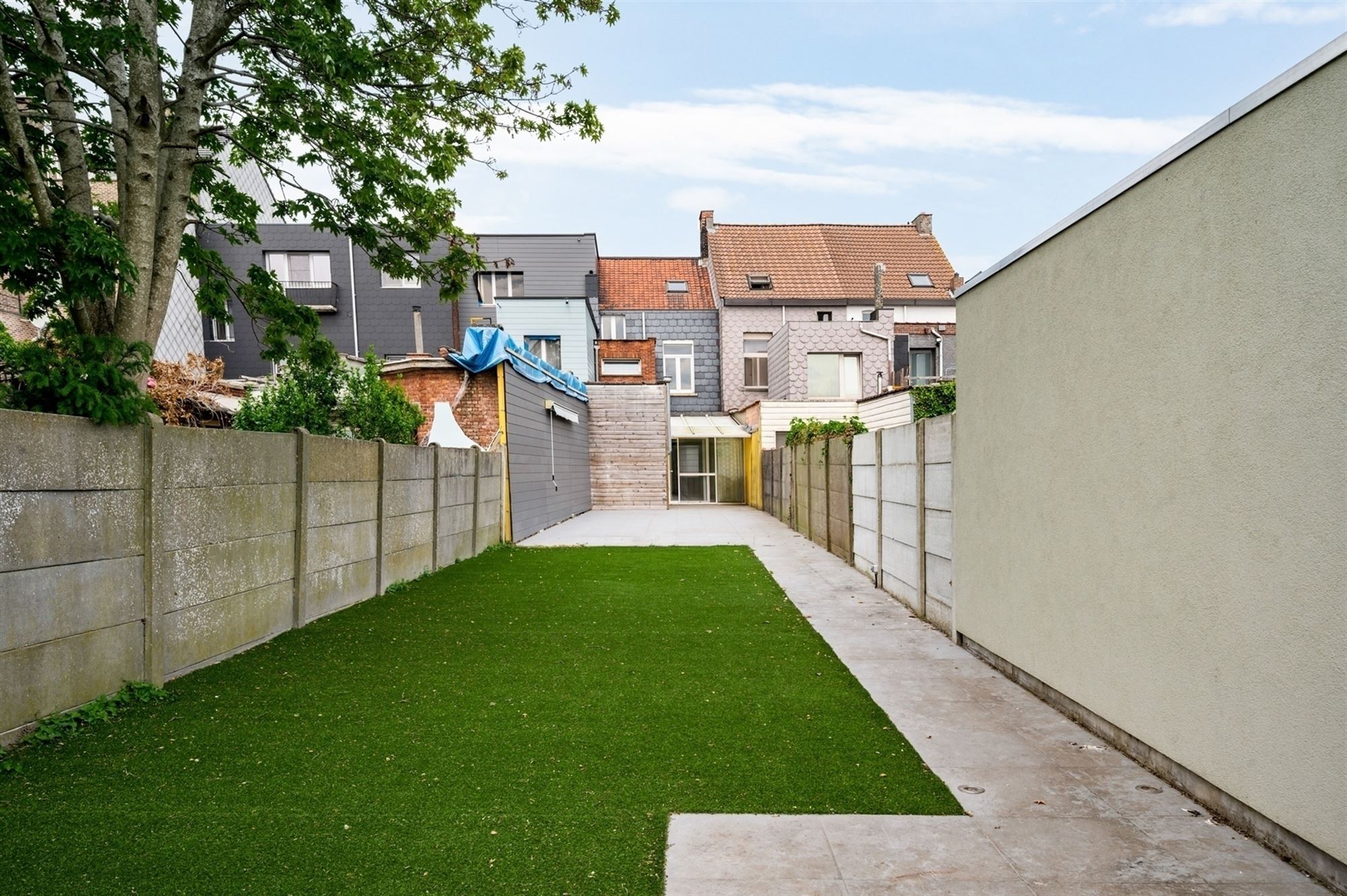 Grotendeels gemoderniseerde woning te Lier