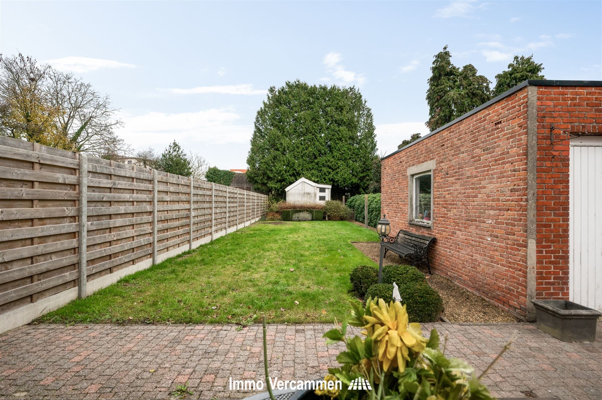 Charmante woning met 2 (mogelijk 3!) slaapkamers te Duffel.