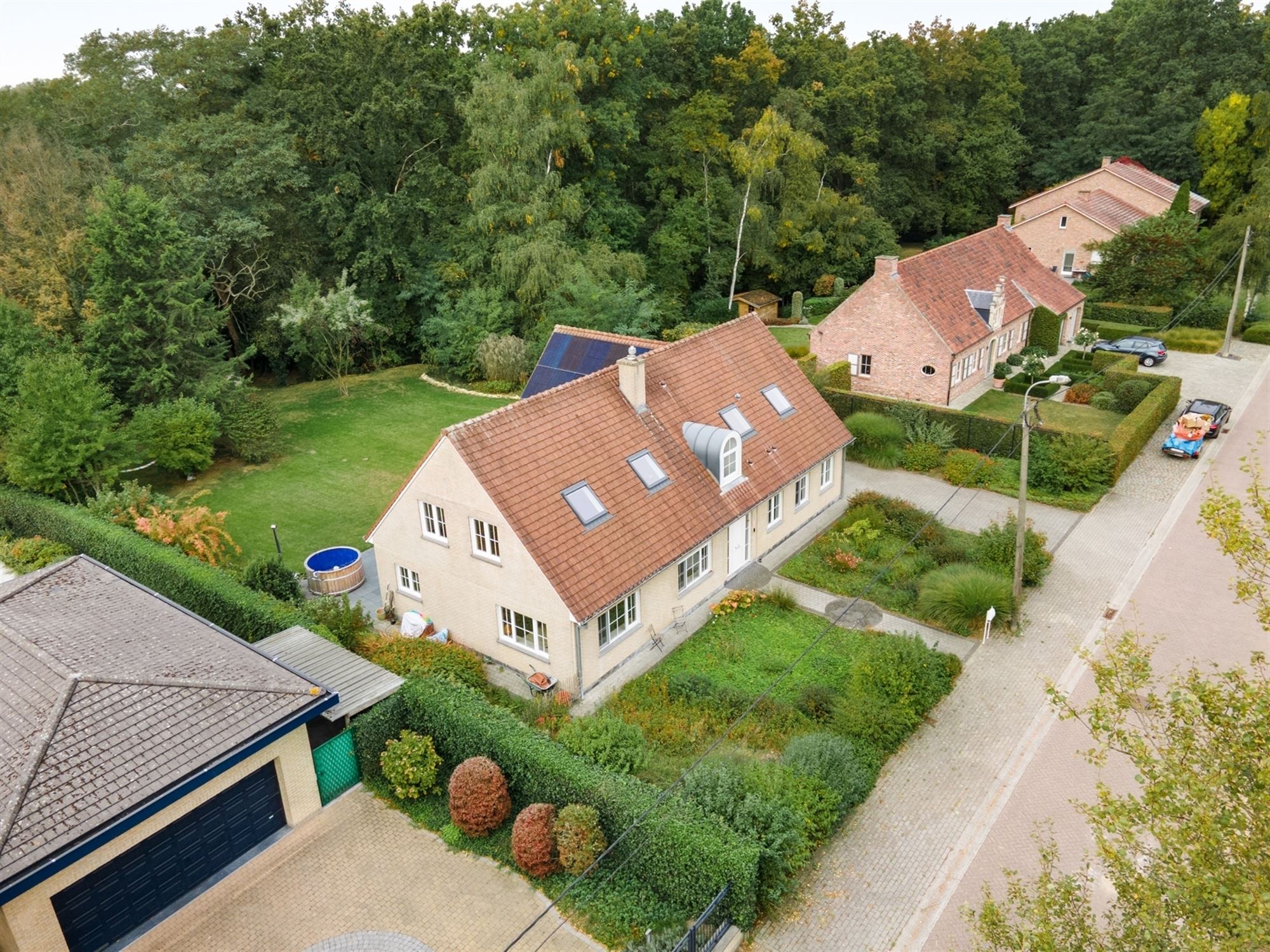 Verrassend ruime, stijlvolle woning te Sint-Katelijne-Waver