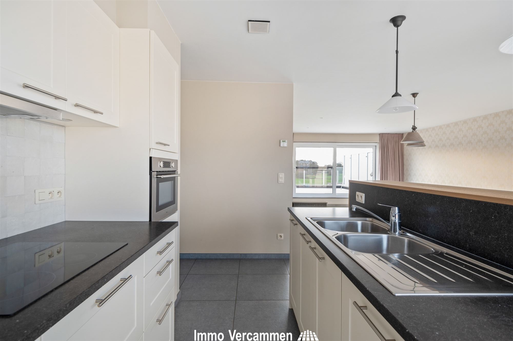 Knap dakappartement met ruim terras te Sint-Katelijne-Waver