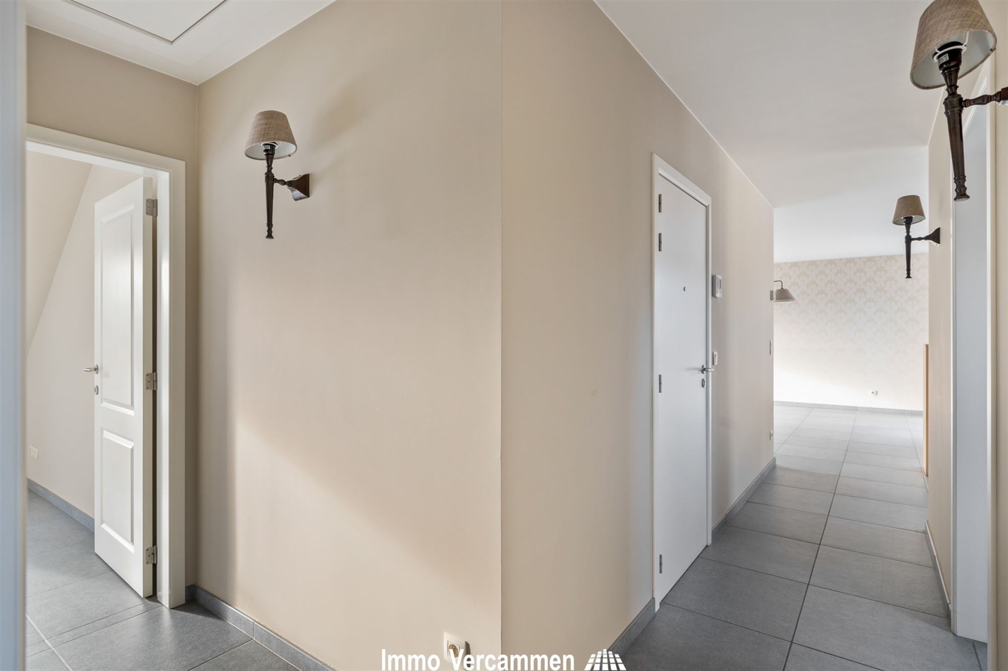 Knap dakappartement met ruim terras te Sint-Katelijne-Waver