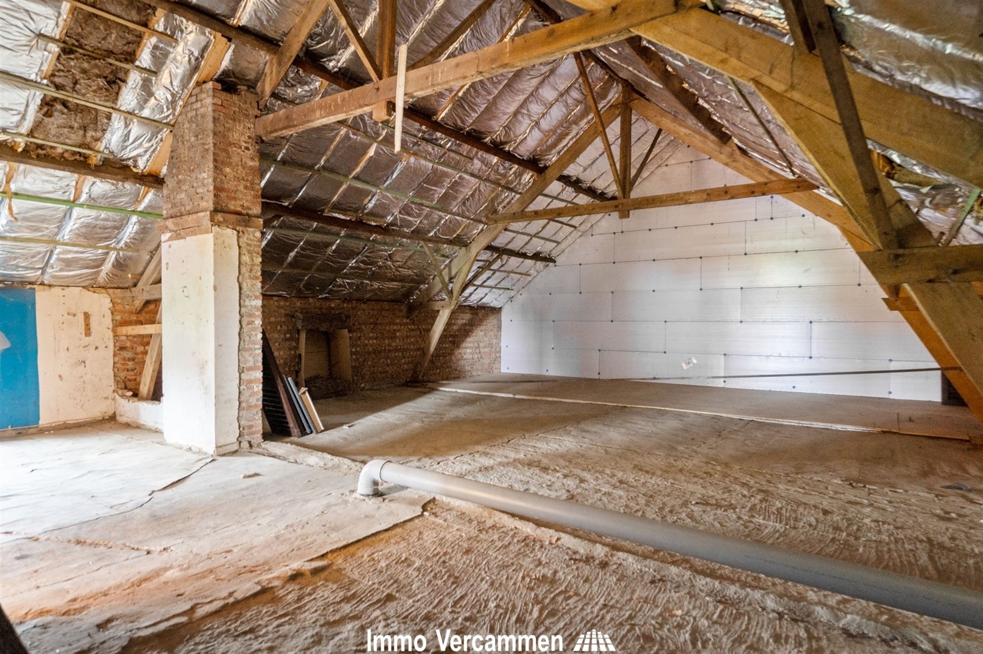 Verrassend ruime, landelijke woning te Putte