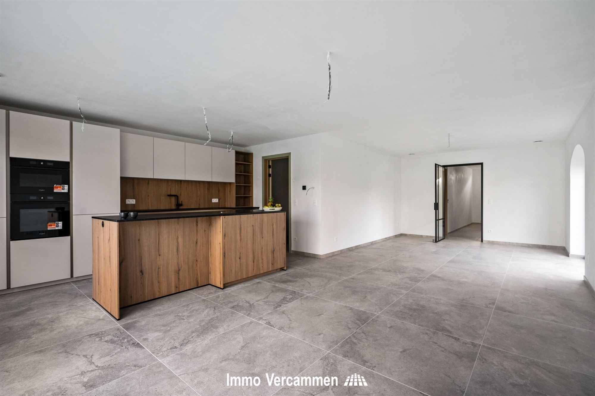 Nieuwbouwwoning met 4 slaapkamers te Blaasveld