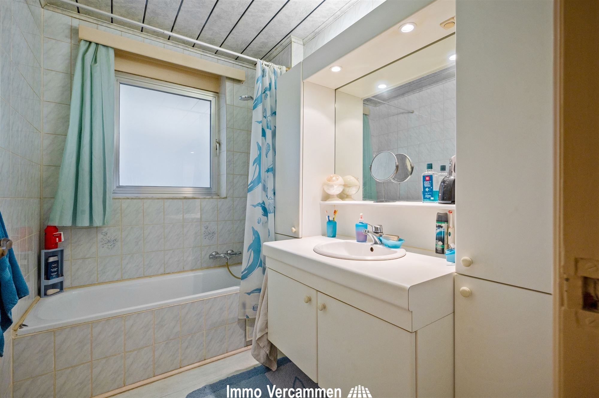 Gelijkvloers appartement met ruim terras en staanplaats, in het hart van Mechelen