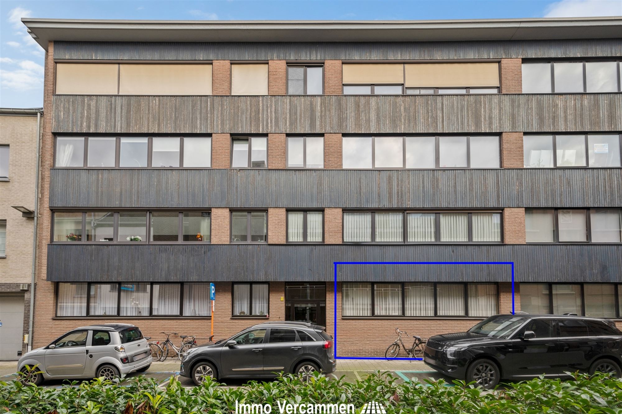 Gelijkvloers appartement met ruim terras en staanplaats, in het hart van Mechelen