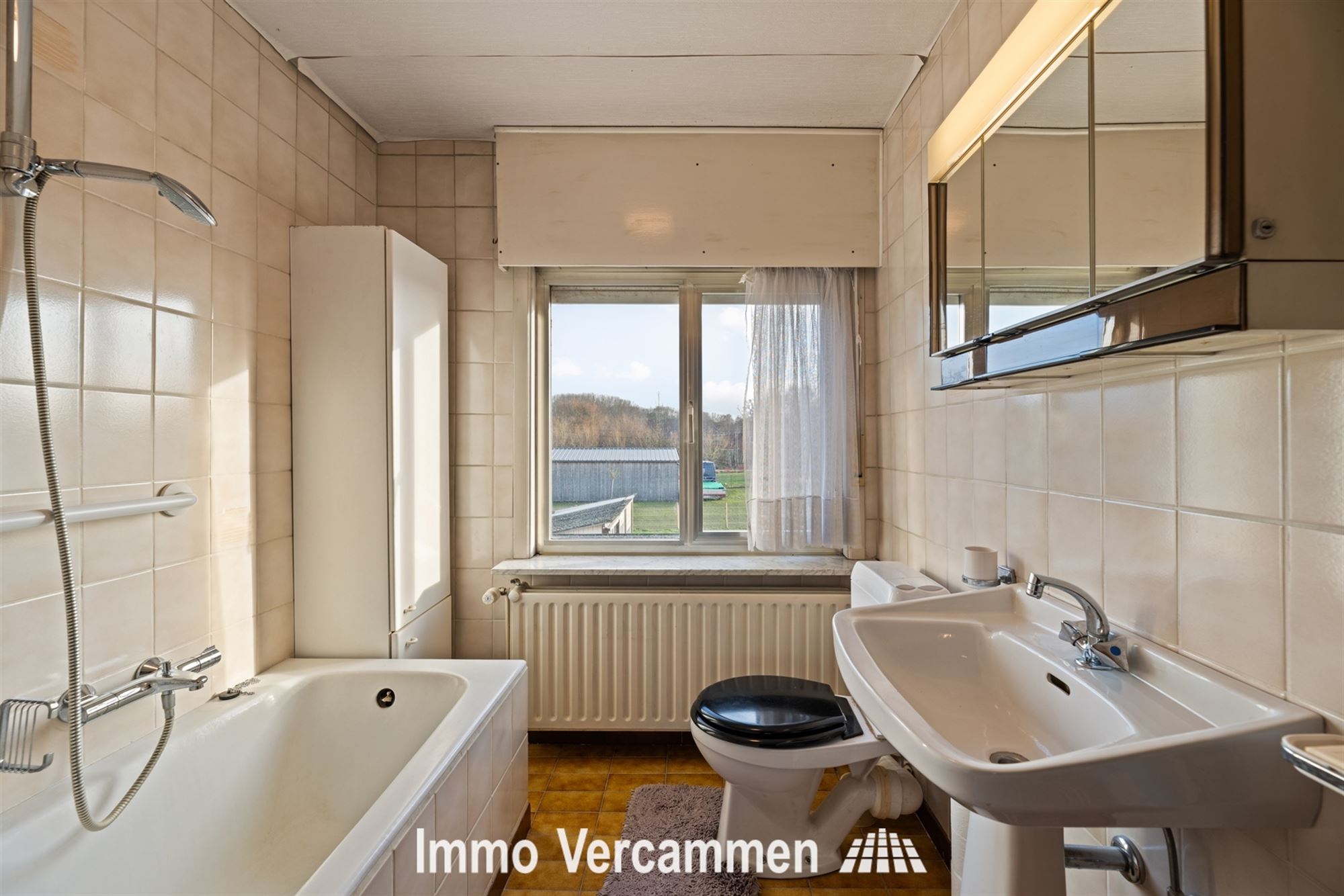 Verrassend ruime gezinswoning met 4 slaapkamers te Booischot