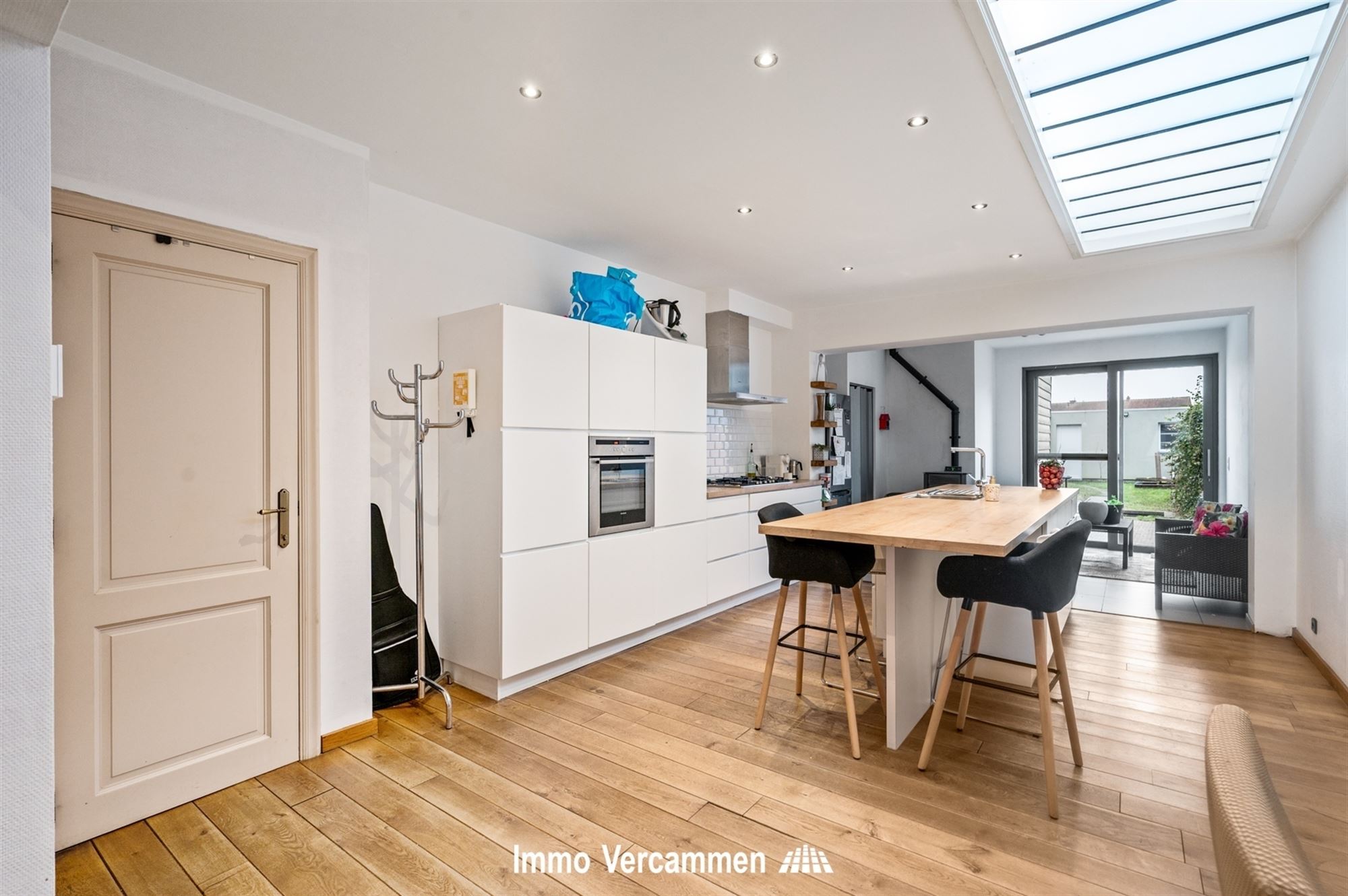 Lichtrijke woning met 3 slpks en garage te Lier