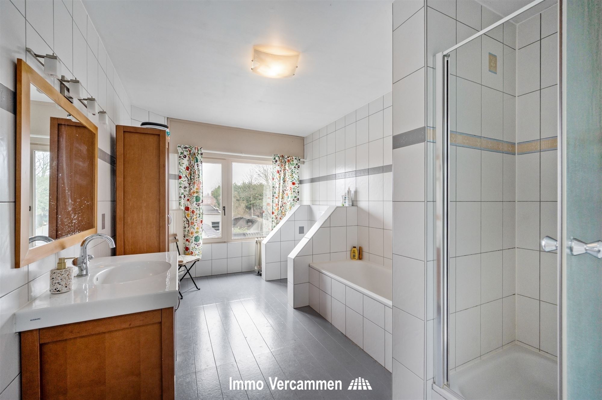 Lichtrijke woning met 3 slpks en garage te Lier