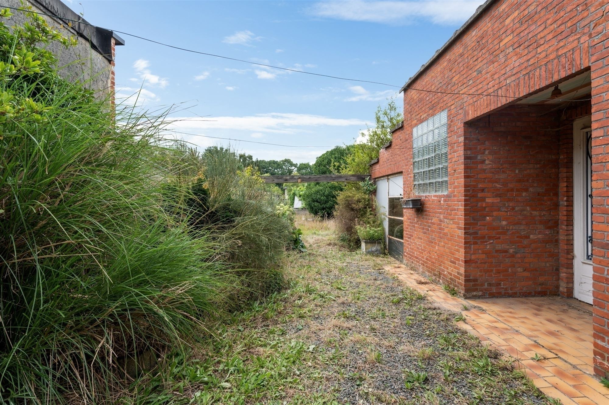 Verrassend ruime woning op een knap perceel van 875m² te Putte