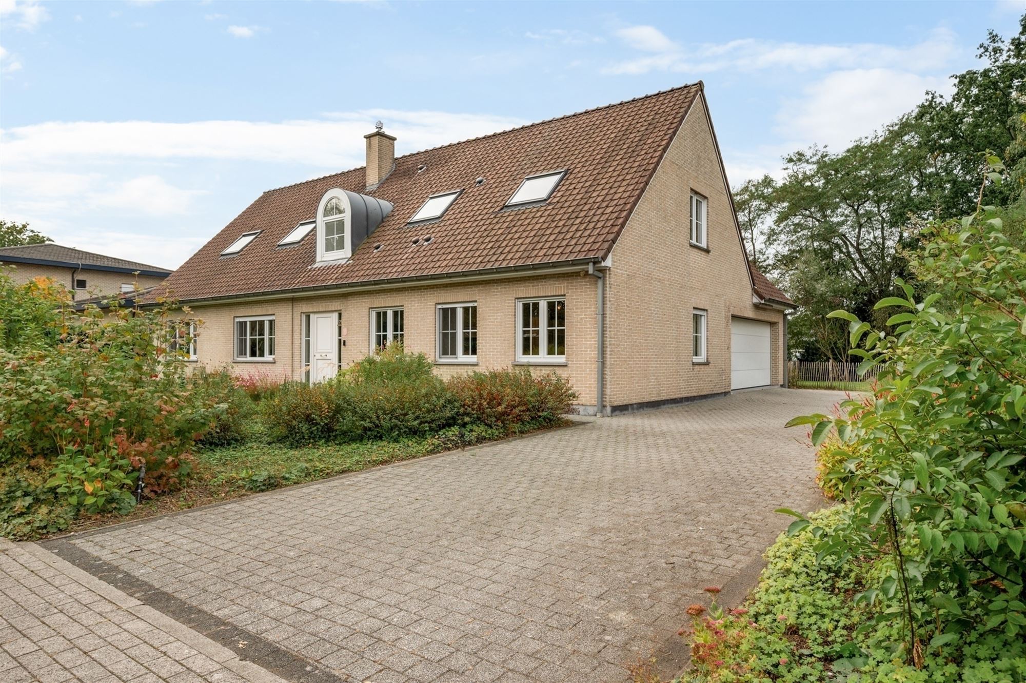 Verrassend ruime, stijlvolle woning te Sint-Katelijne-Waver