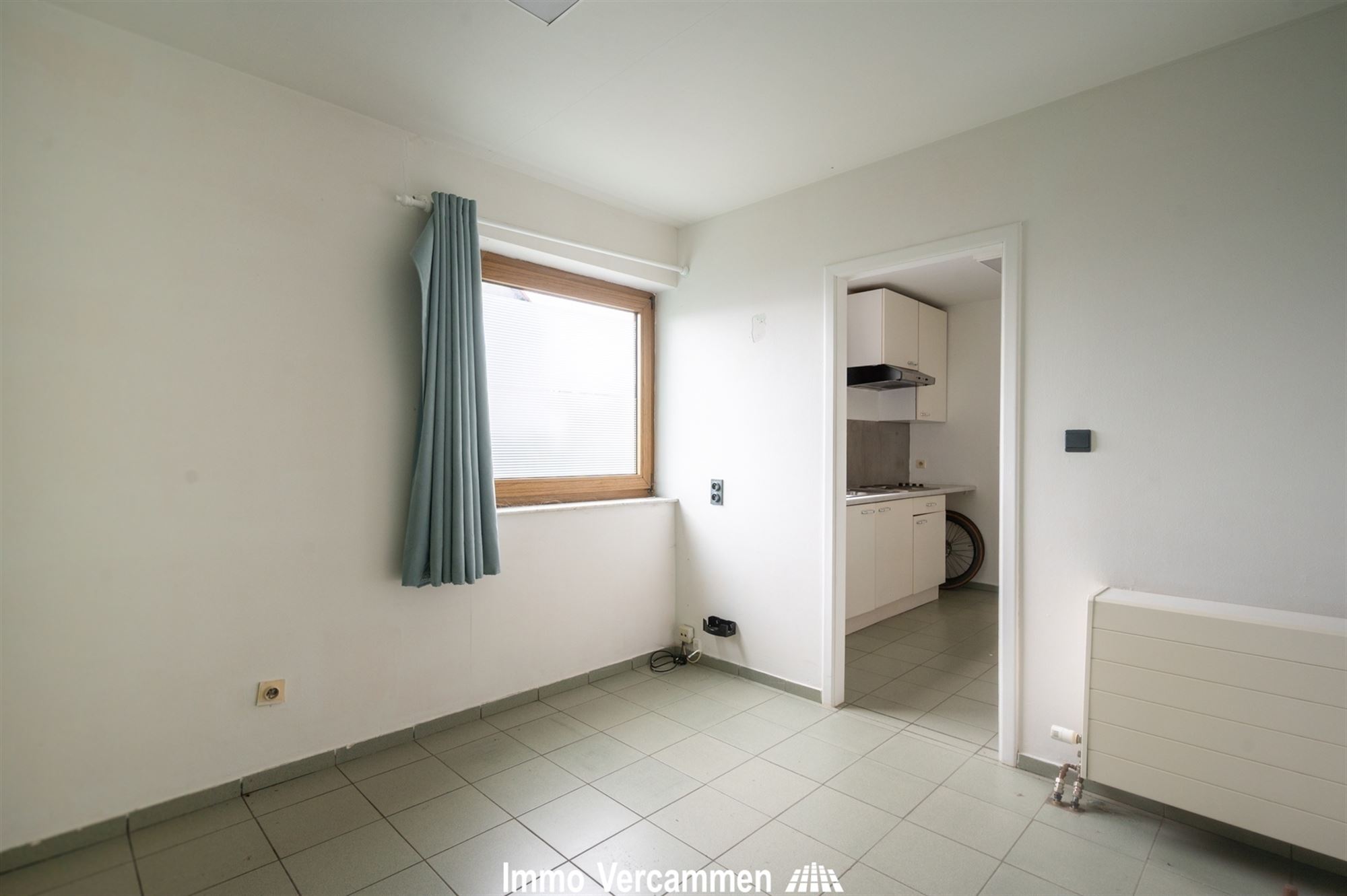 Opbrengsteigendom - voormalig studentenhuis en loods - te Sint-Katelijne-Waver