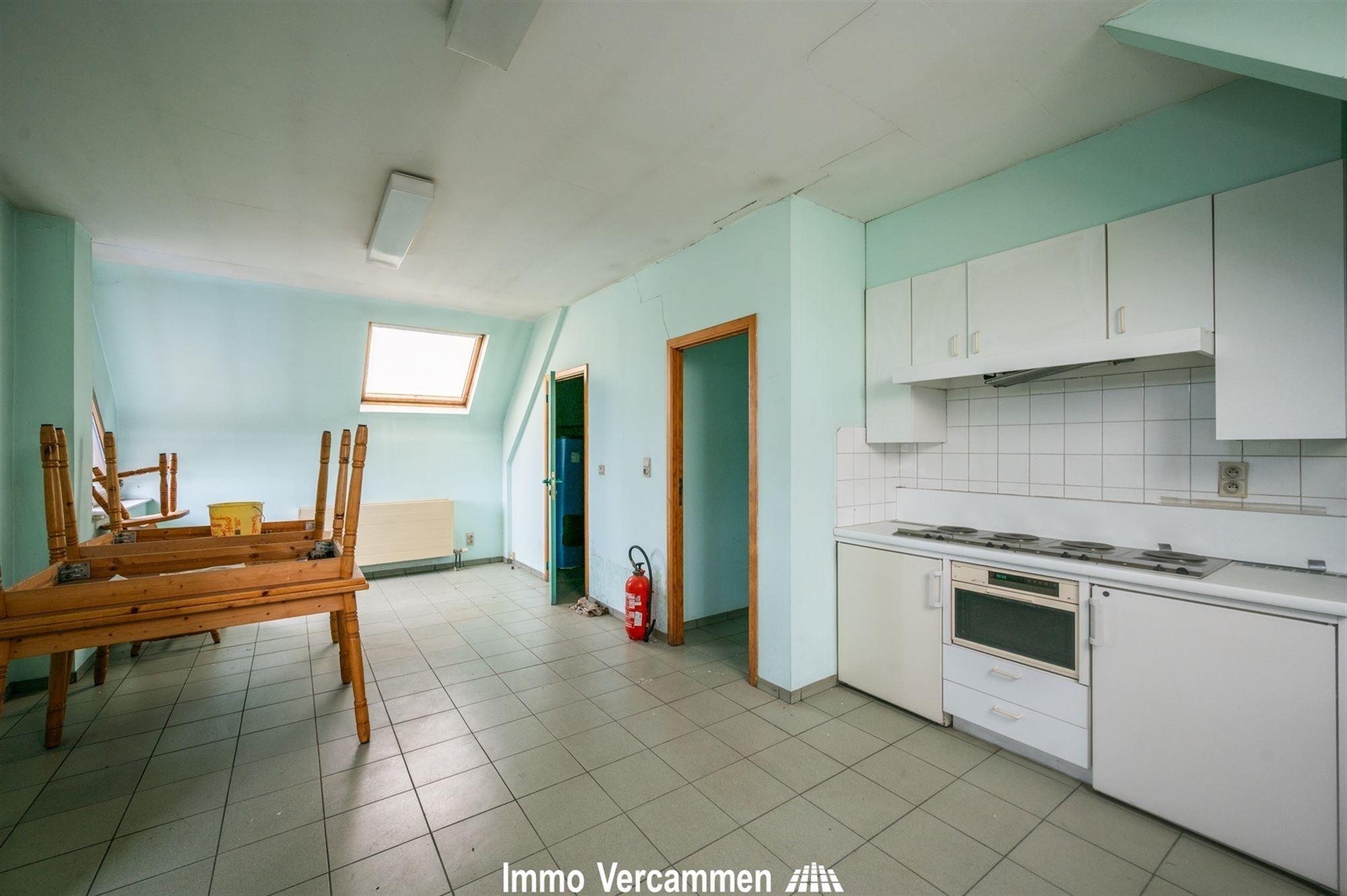 Opbrengsteigendom - voormalig studentenhuis en loods - te Sint-Katelijne-Waver