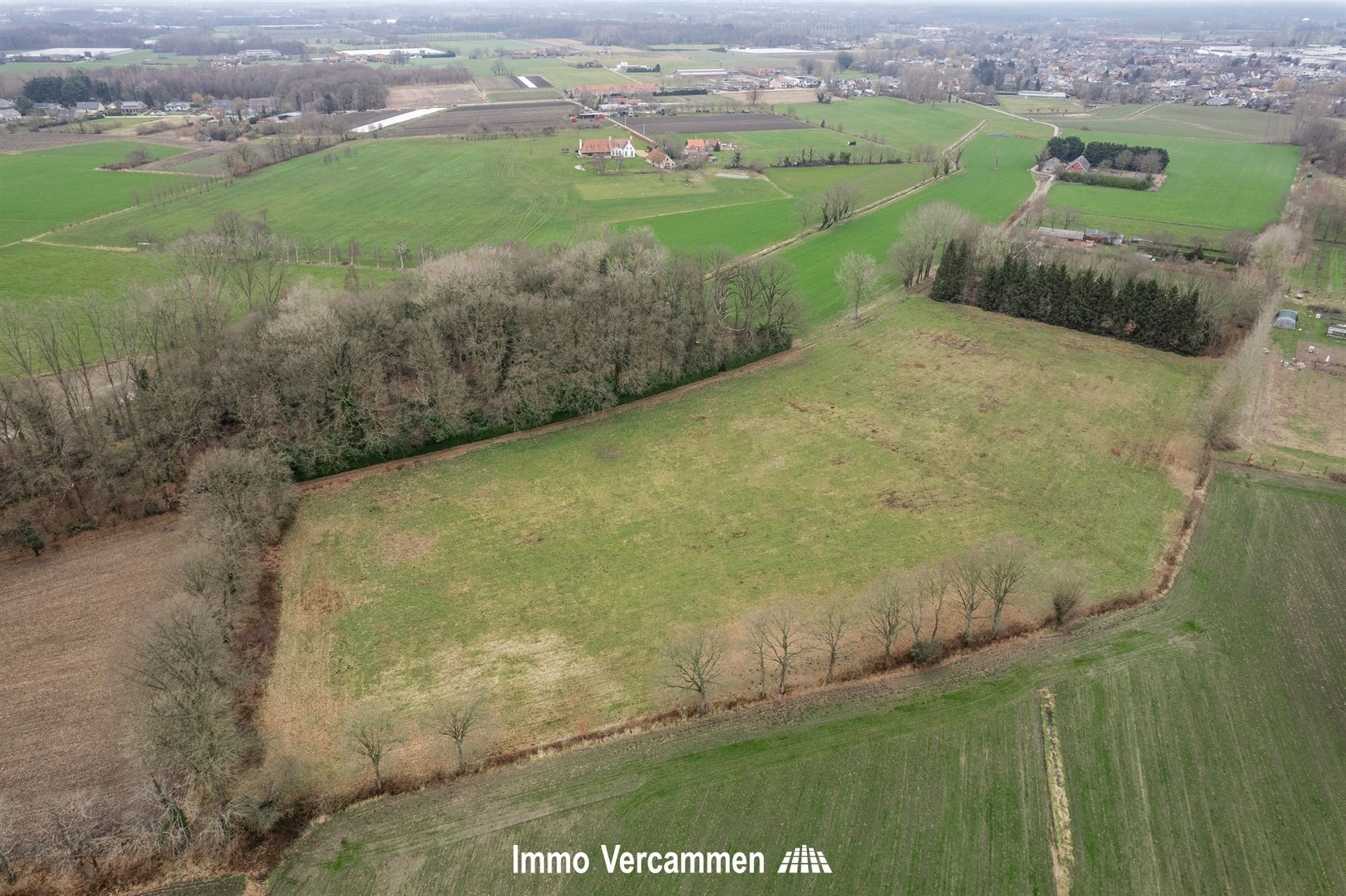 Landelijke woning, idyllisch gelegen op 3ha 59a 15ca te Koningshooikt