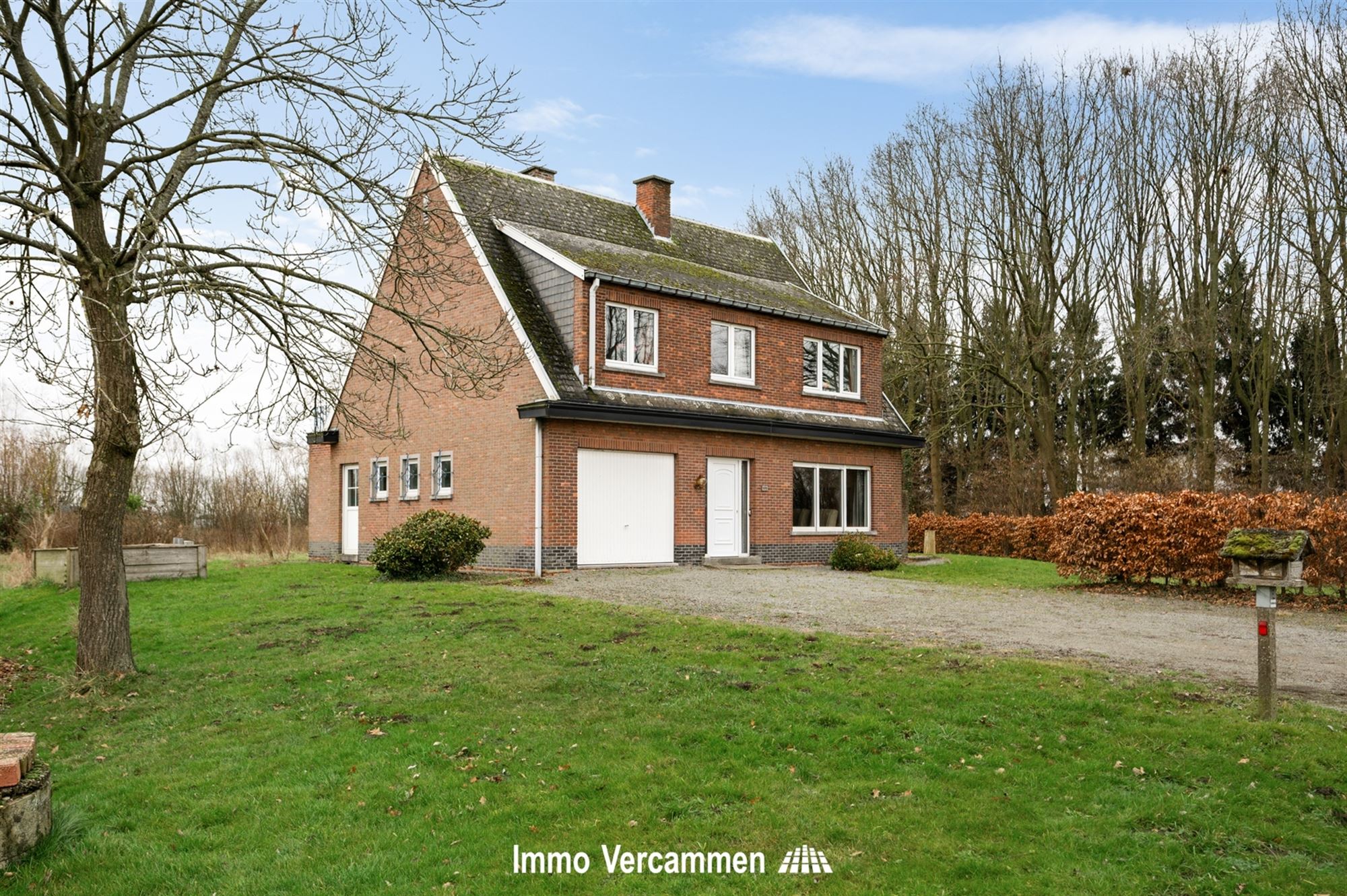 Landelijke woning, idyllisch gelegen op 3ha 59a 15ca te Koningshooikt