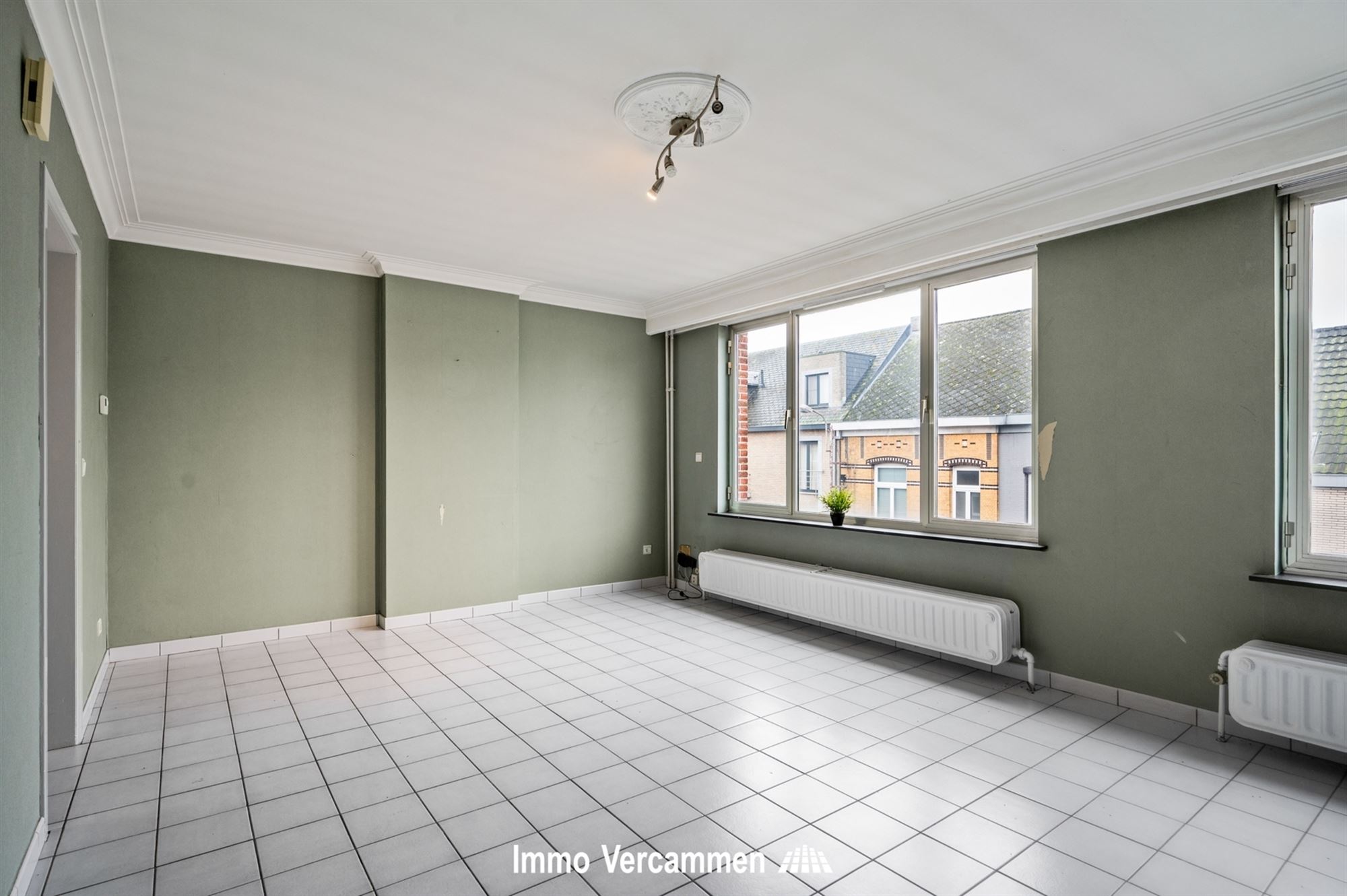 Opbrengsteigendom ingericht met 2 appartementen in het centrum van Putte