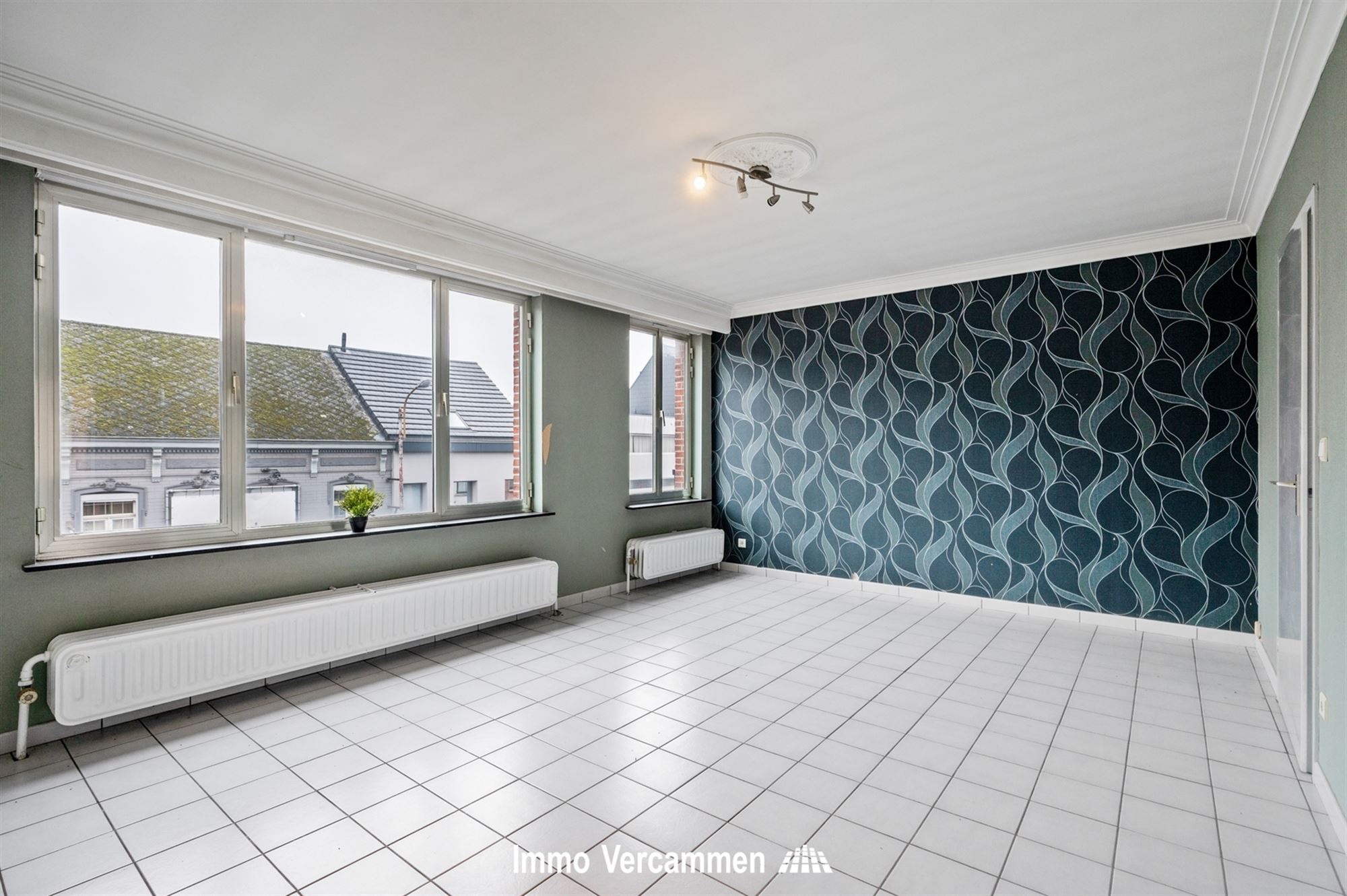 Opbrengsteigendom ingericht met 2 appartementen in het centrum van Putte