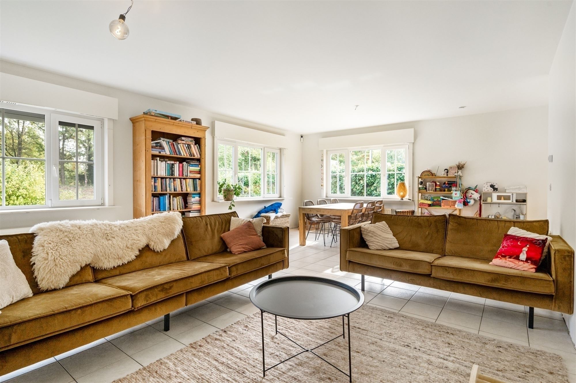 Verrassend ruime, stijlvolle woning te Sint-Katelijne-Waver