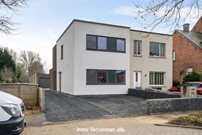 Woonst met magazijn/loods te Koningshooikt