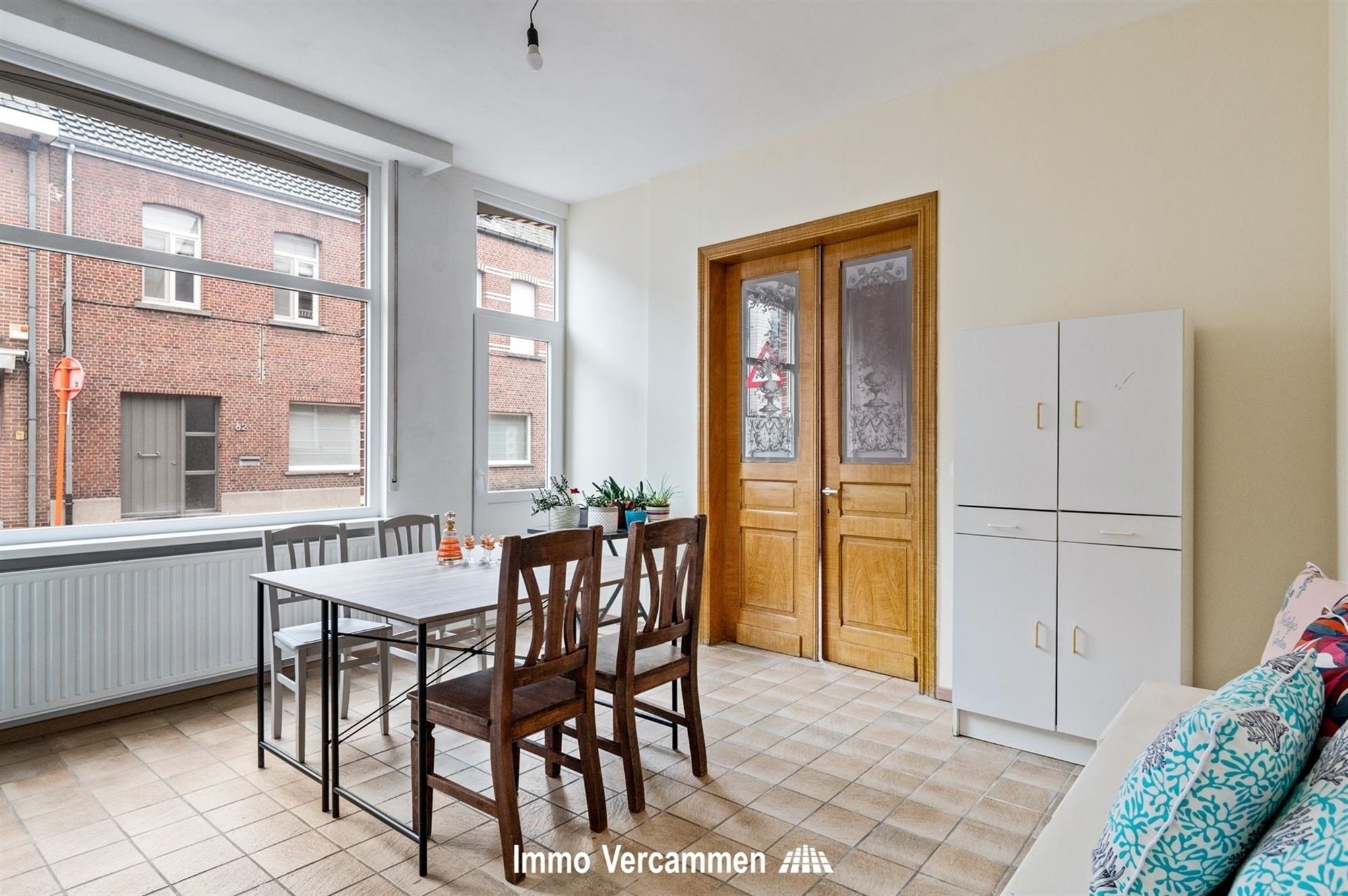 Gemoderniseerde woning met 4 slpks te Putte