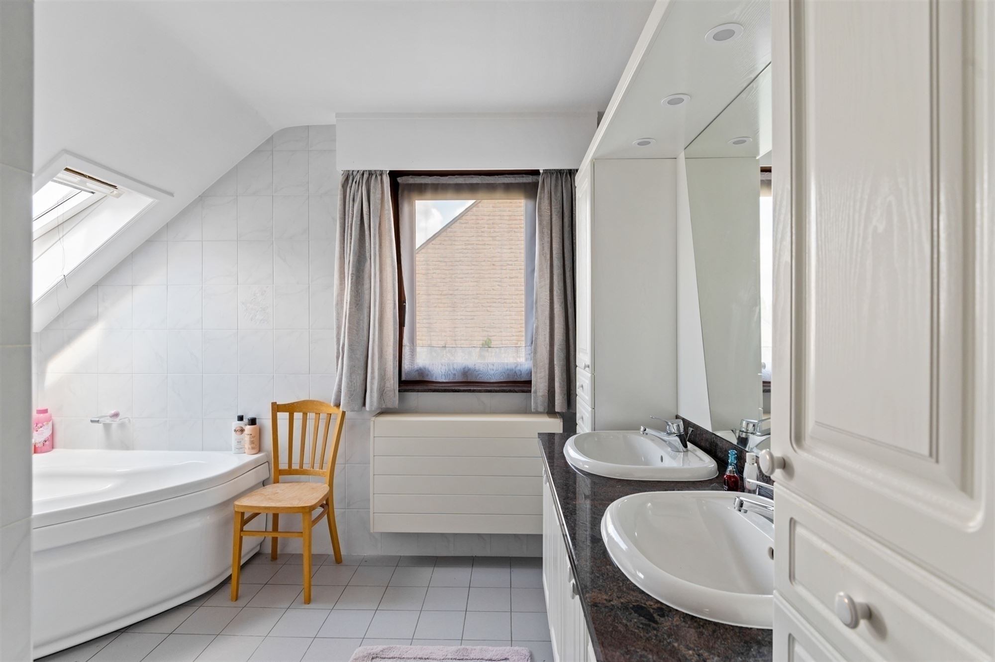 Energiezuinige woning met 4 (mogelijk 5!) SLPK te Putte