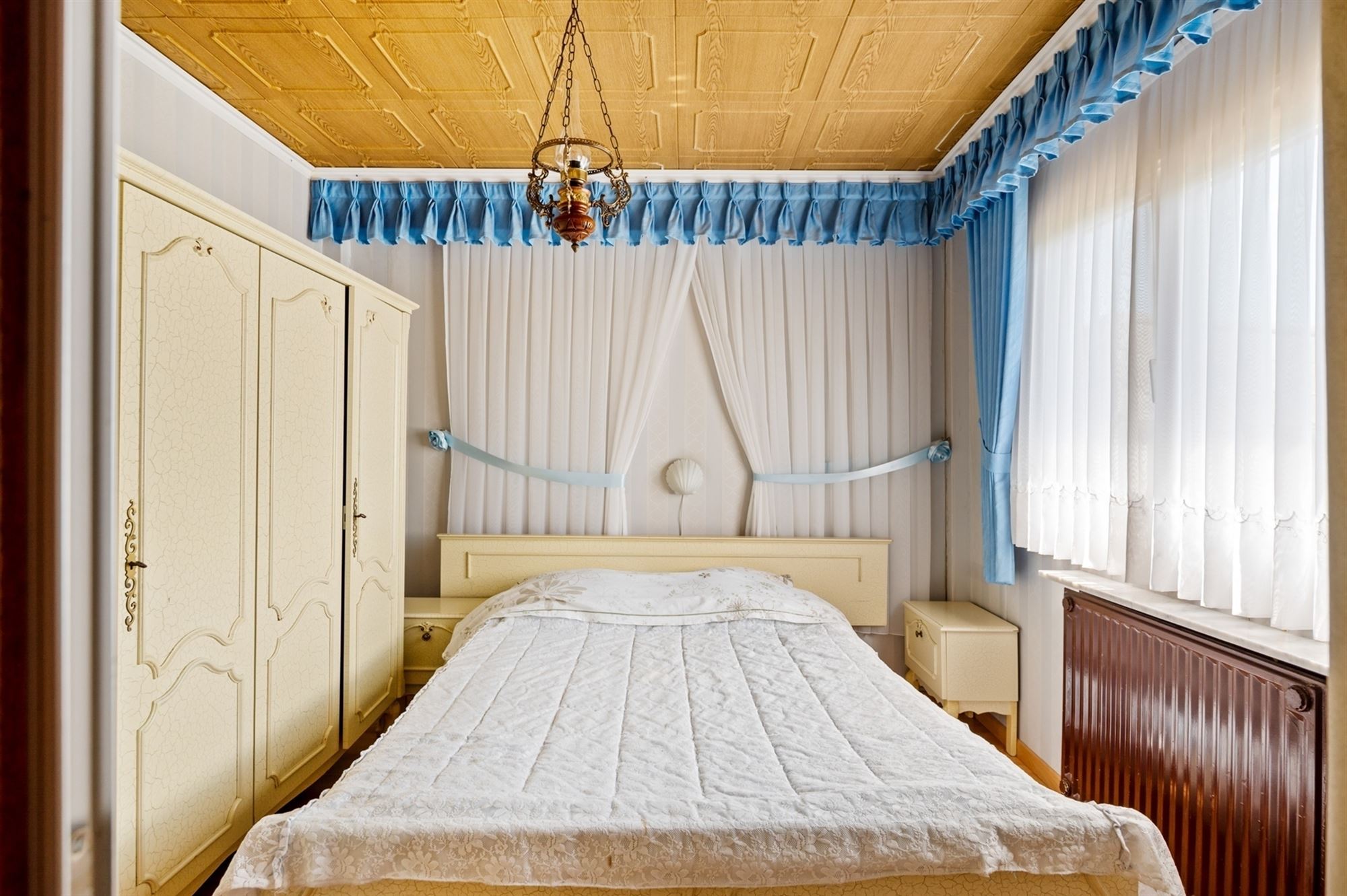 Grondig te moderniseren woning te Putte