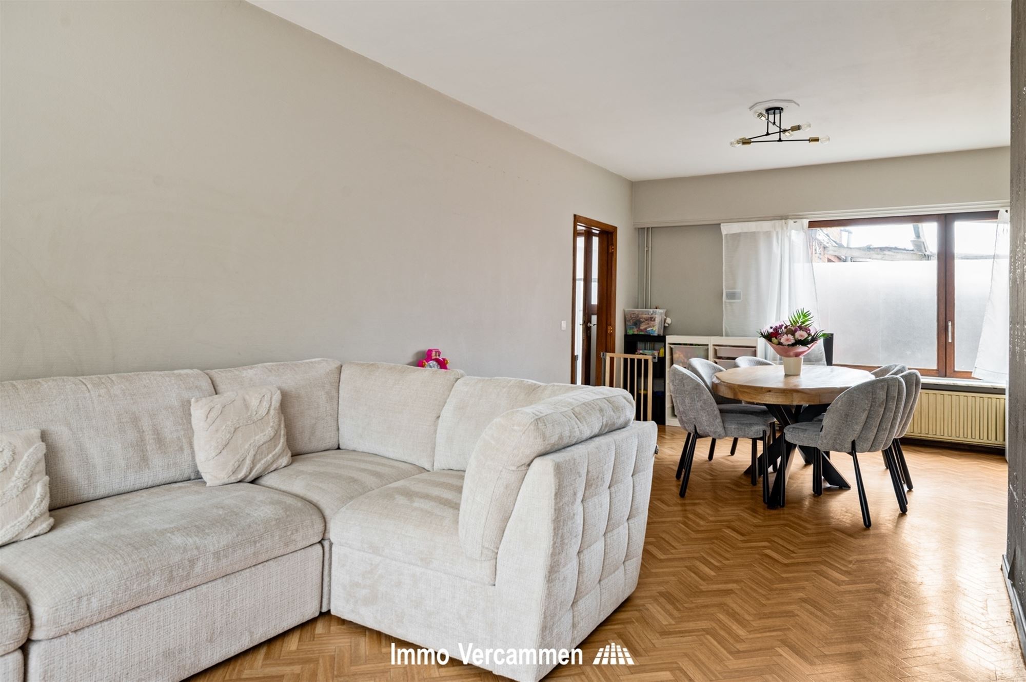 Verrassend ruime woning met 5 SLPK te Sint-Katelijne-Waver