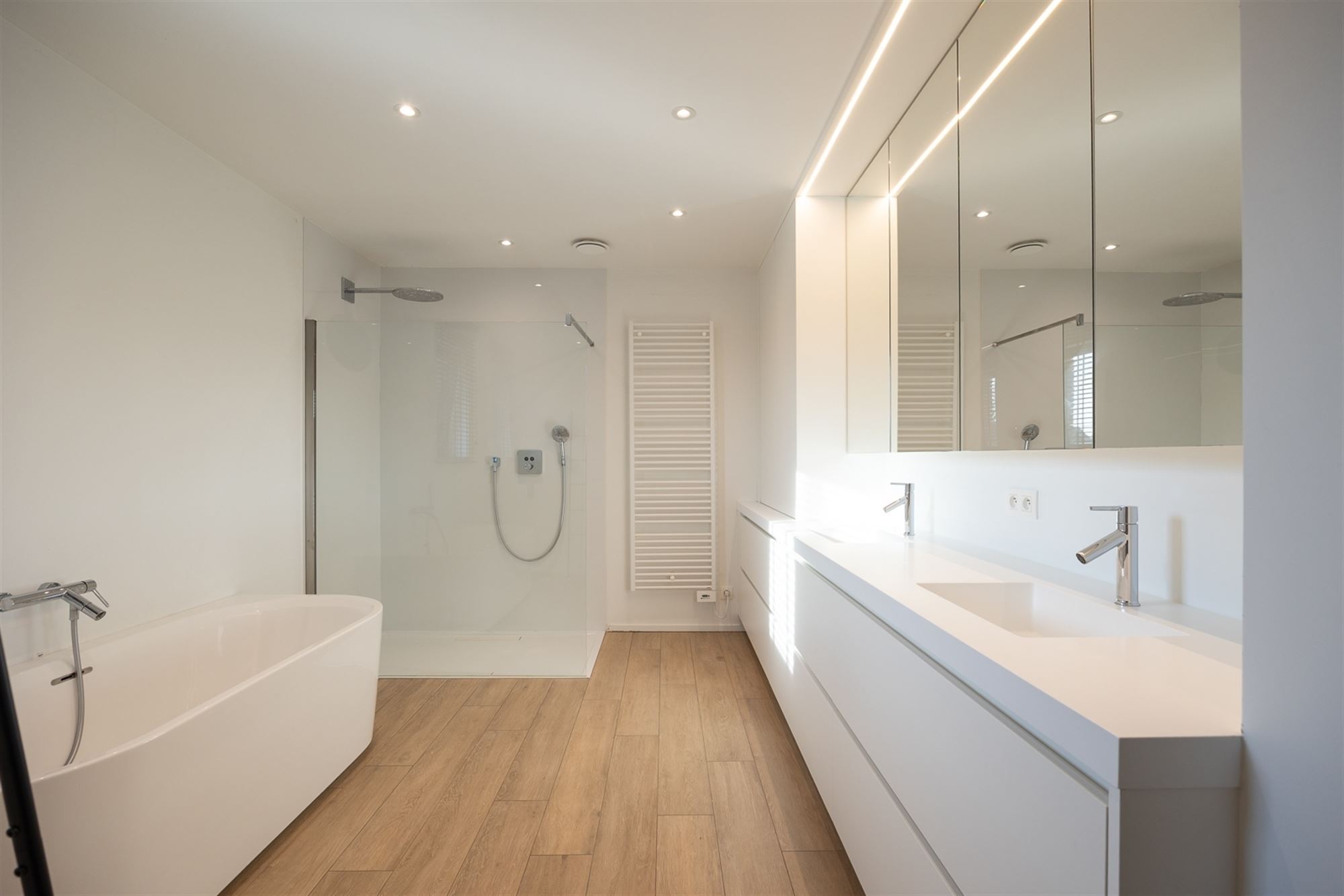 Moderne & energiezuinige gezinswoning te Onze-Lieve-Vrouw-Waver