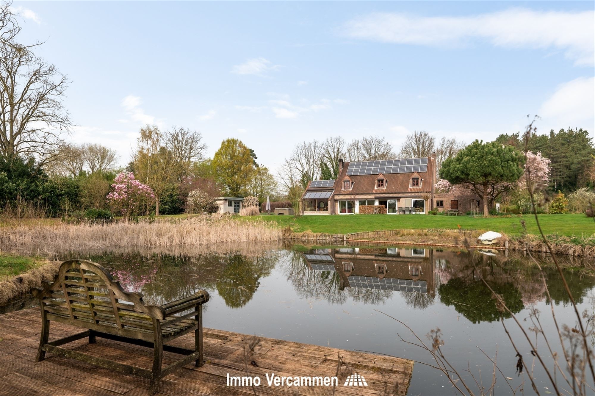 Statige villa op een unieke locatie te Bonheiden