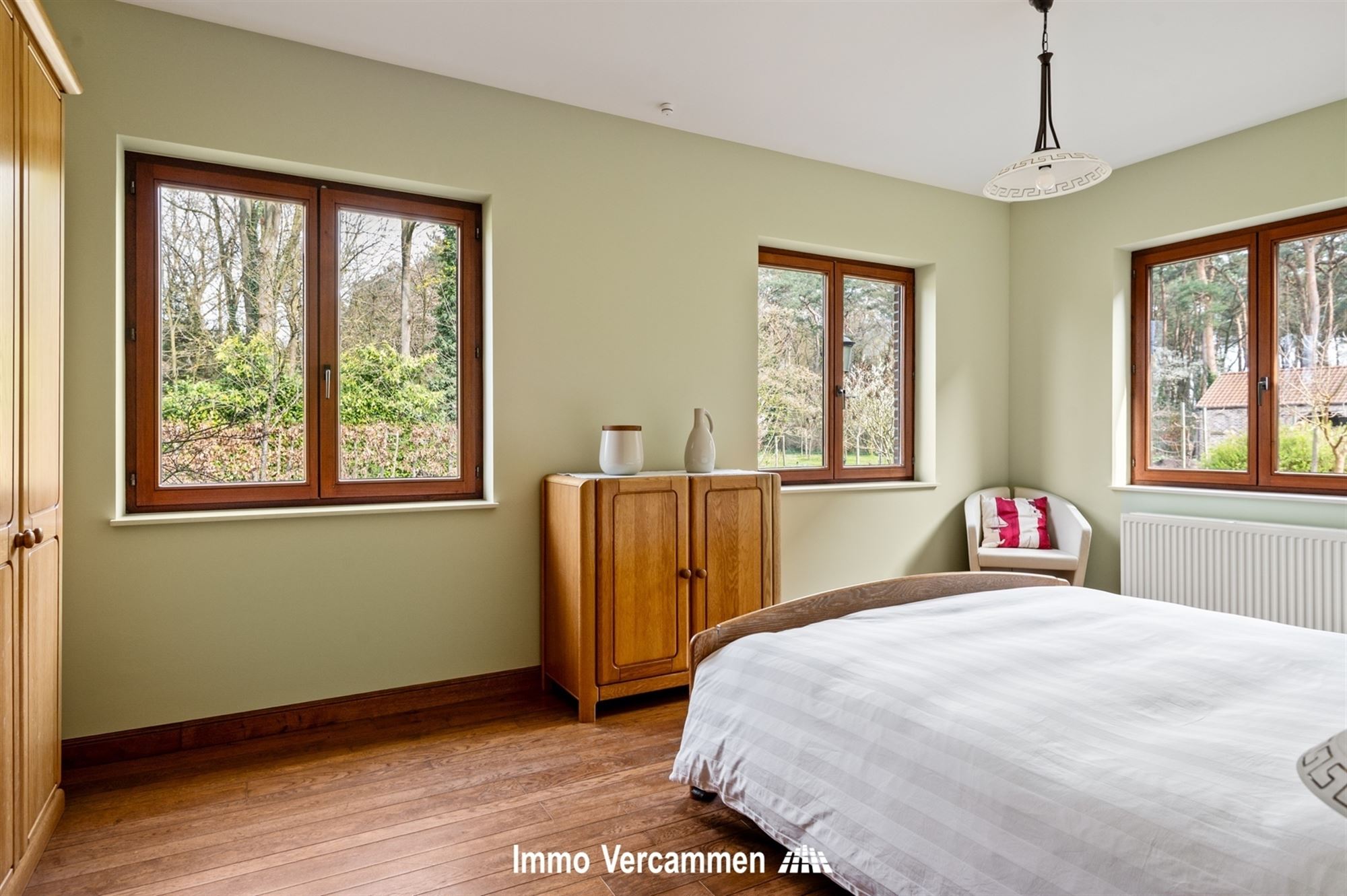 Statige villa op een unieke locatie te Bonheiden