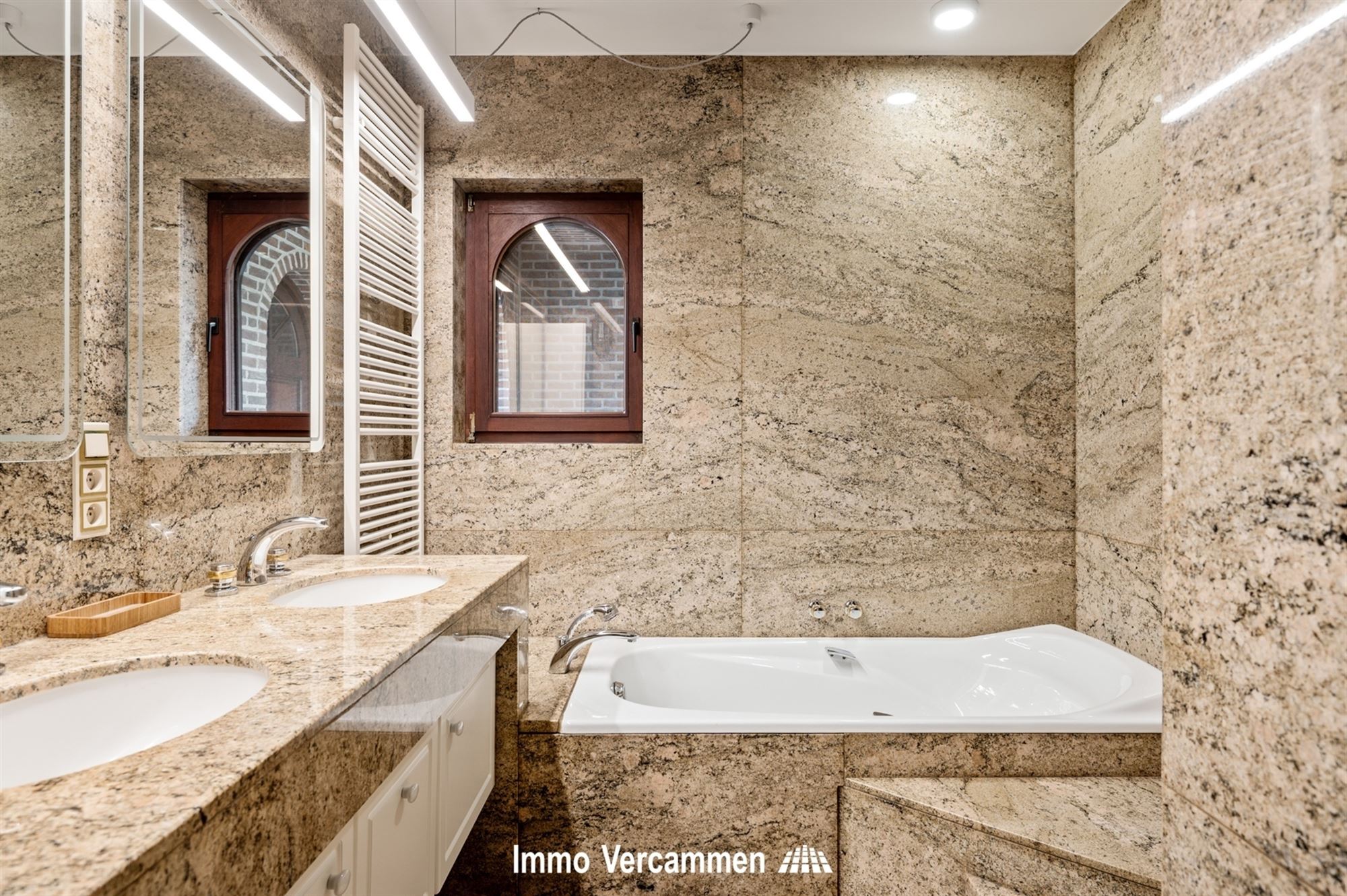 Statige villa op een unieke locatie te Bonheiden