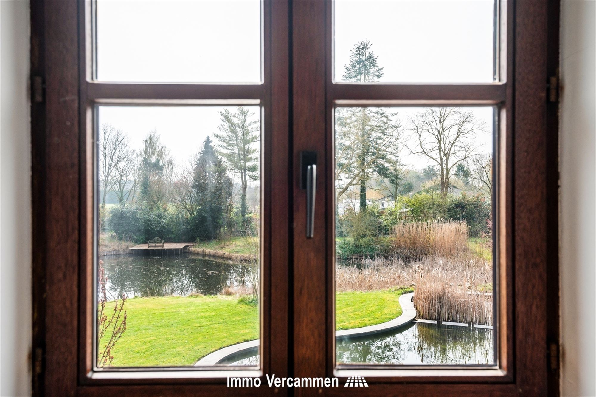 Statige villa op een unieke locatie te Bonheiden