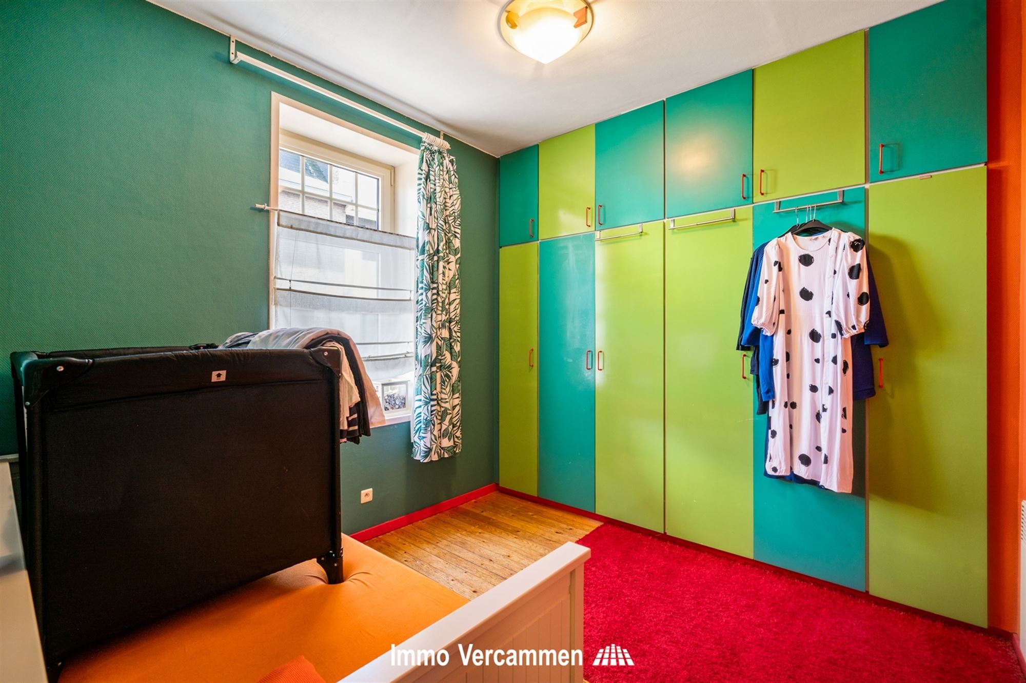 Verrassend ruime woning met 5 slpks te Duffel