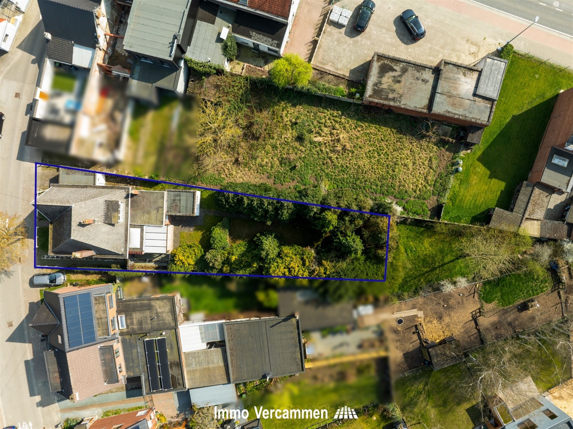 Te renoveren gezinswoning, uiterst gunstig gelegen te Sint-Katelijne-Waver