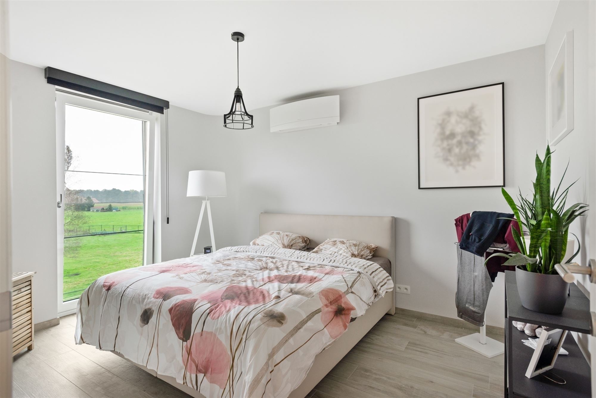 Kwalitatief afgewerkt appartement met knap uitzicht te Putte