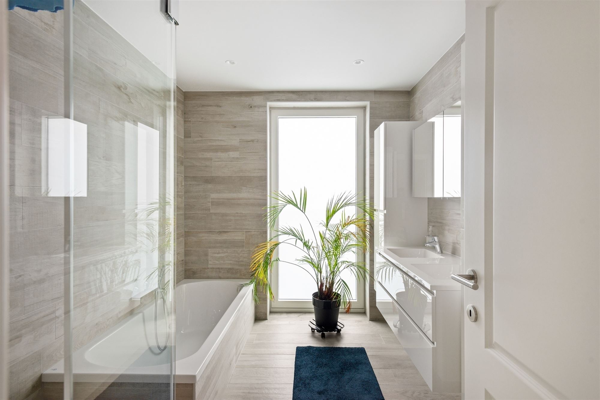 Kwalitatief afgewerkt appartement met knap uitzicht te Putte