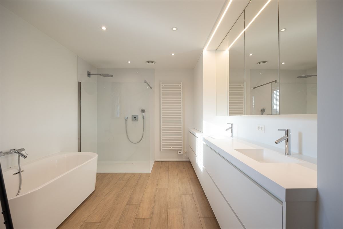 Moderne & energiezuinige gezinswoning te Onze-Lieve-Vrouw-Waver