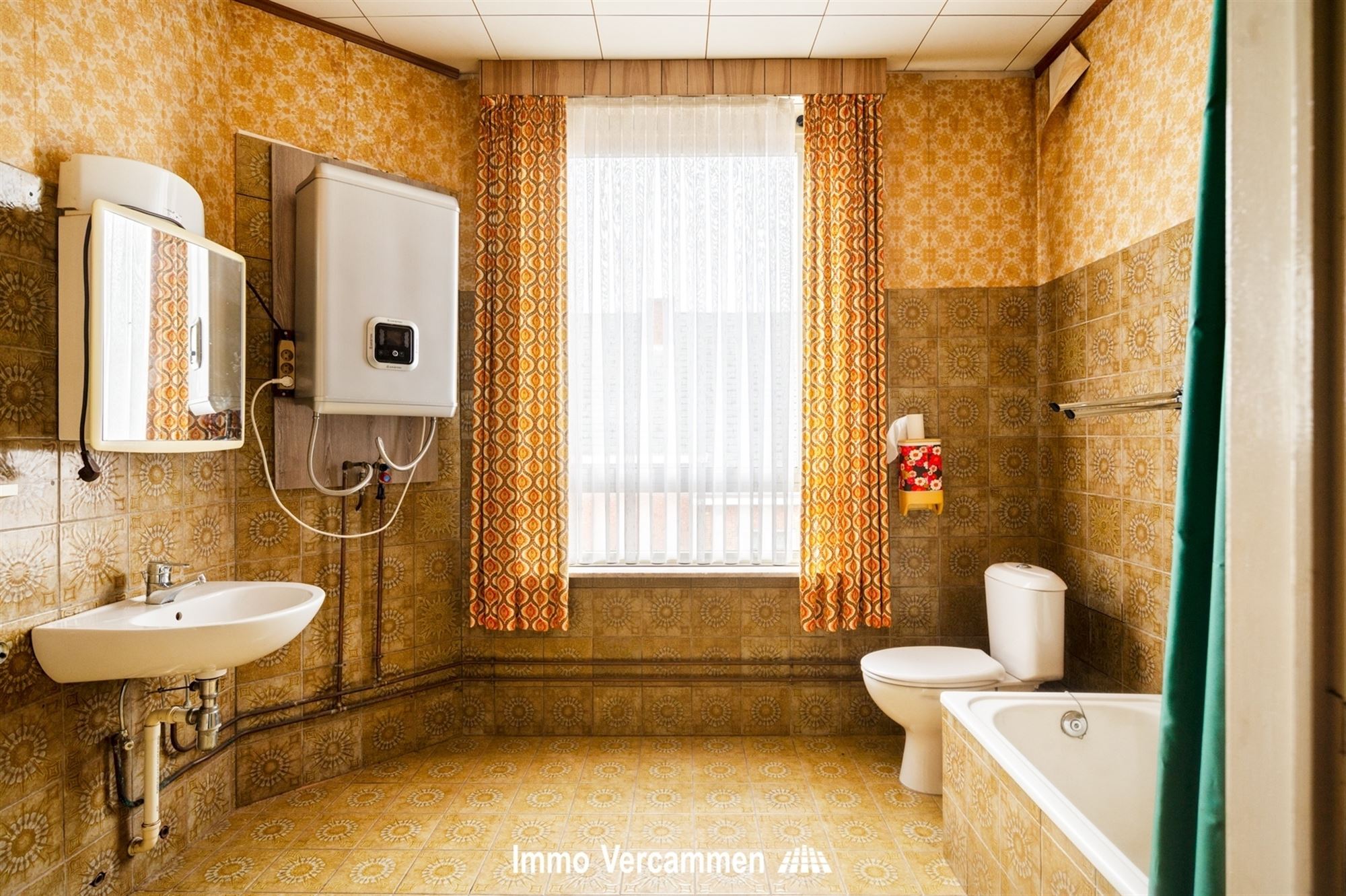 Grondig te renoveren woning op de grens Putte - Bonheiden