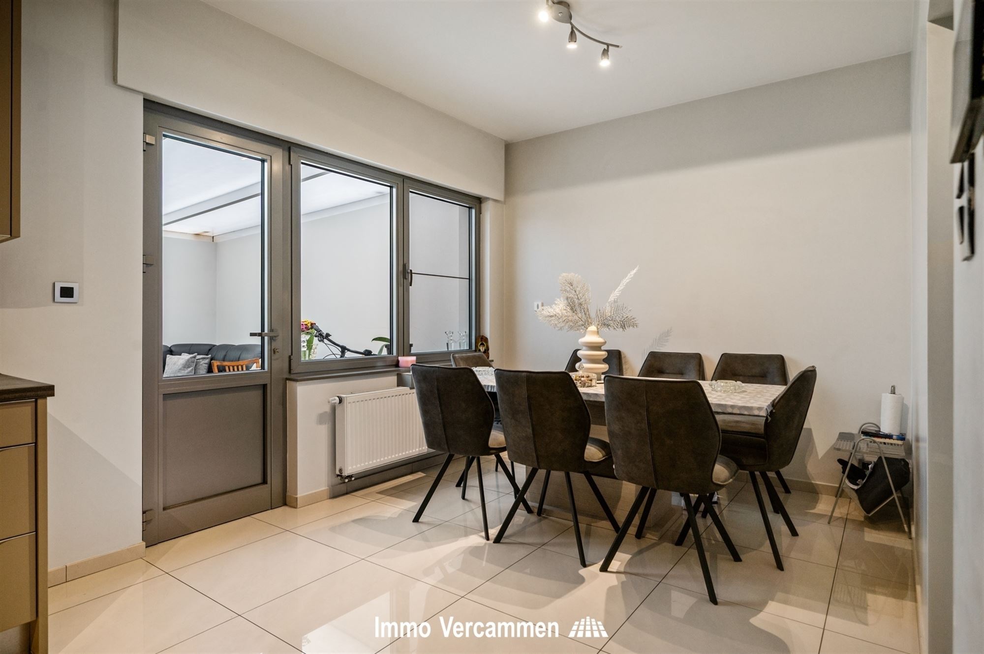 Instapklare woning met 4 SLPK te Mechelen