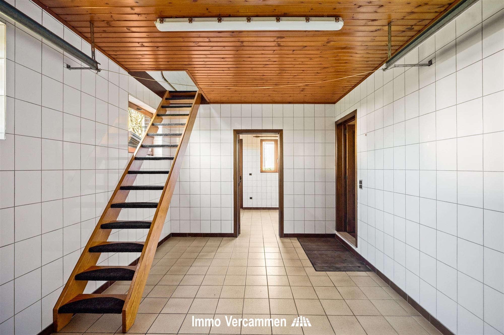 Goed onderhouden gelijkvloerse woning, gelegen op een residentiële en groene locatie te Bonheiden