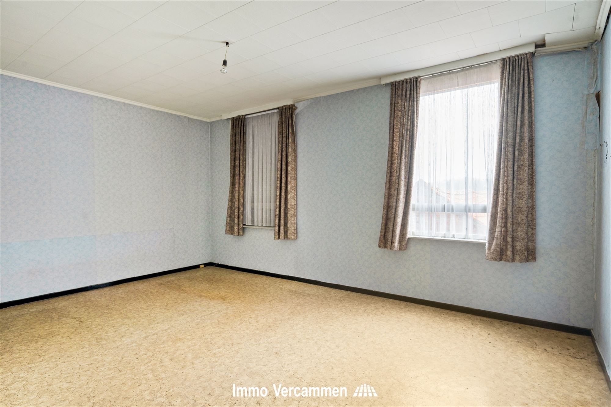 Grondig te renoveren woning op de grens Putte - Bonheiden