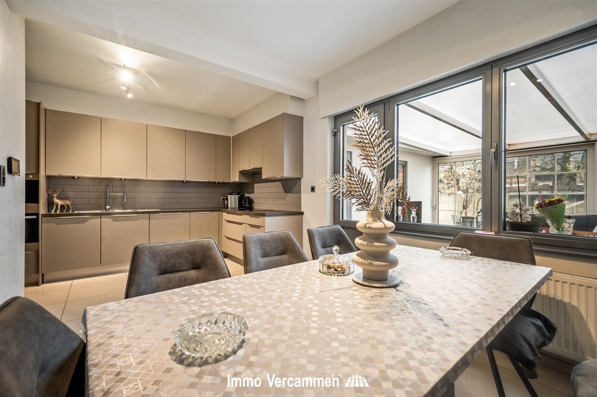 Instapklare woning met 4 SLPK te Mechelen