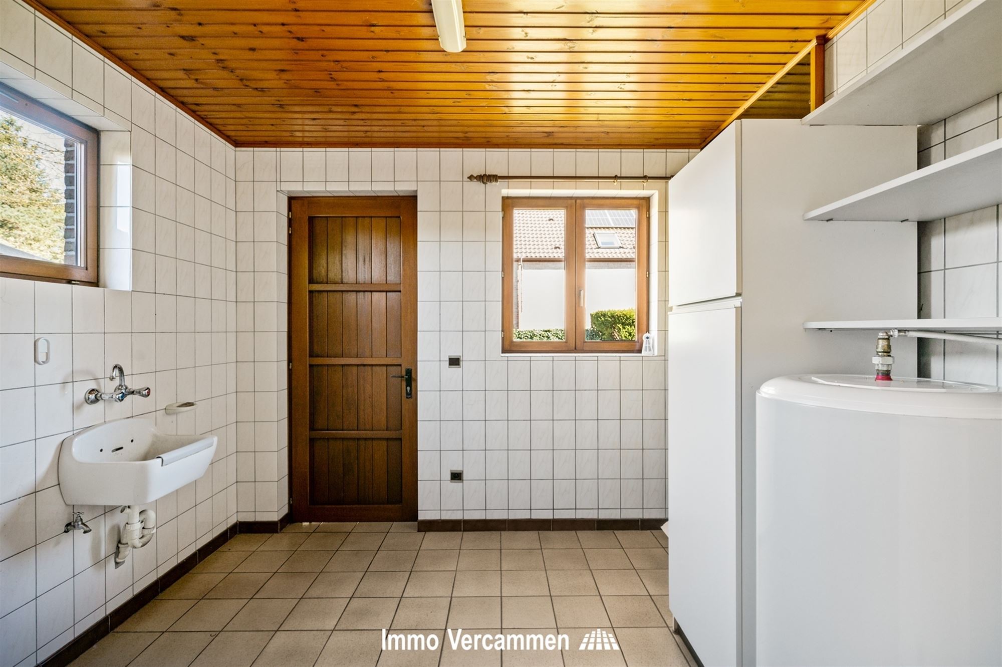 Goed onderhouden gelijkvloerse woning, gelegen op een residentiële en groene locatie te Bonheiden