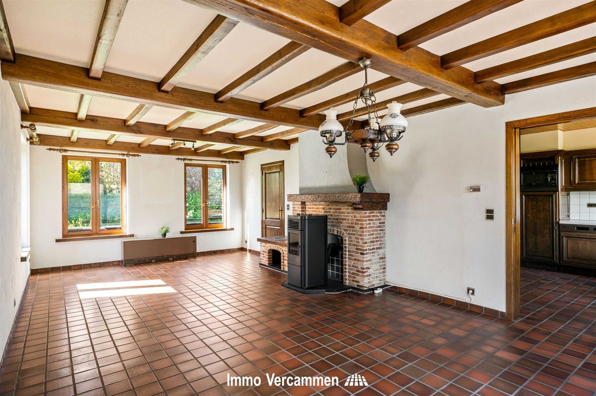 Goed onderhouden gelijkvloerse woning, gelegen op een residentiële en groene locatie te Bonheiden