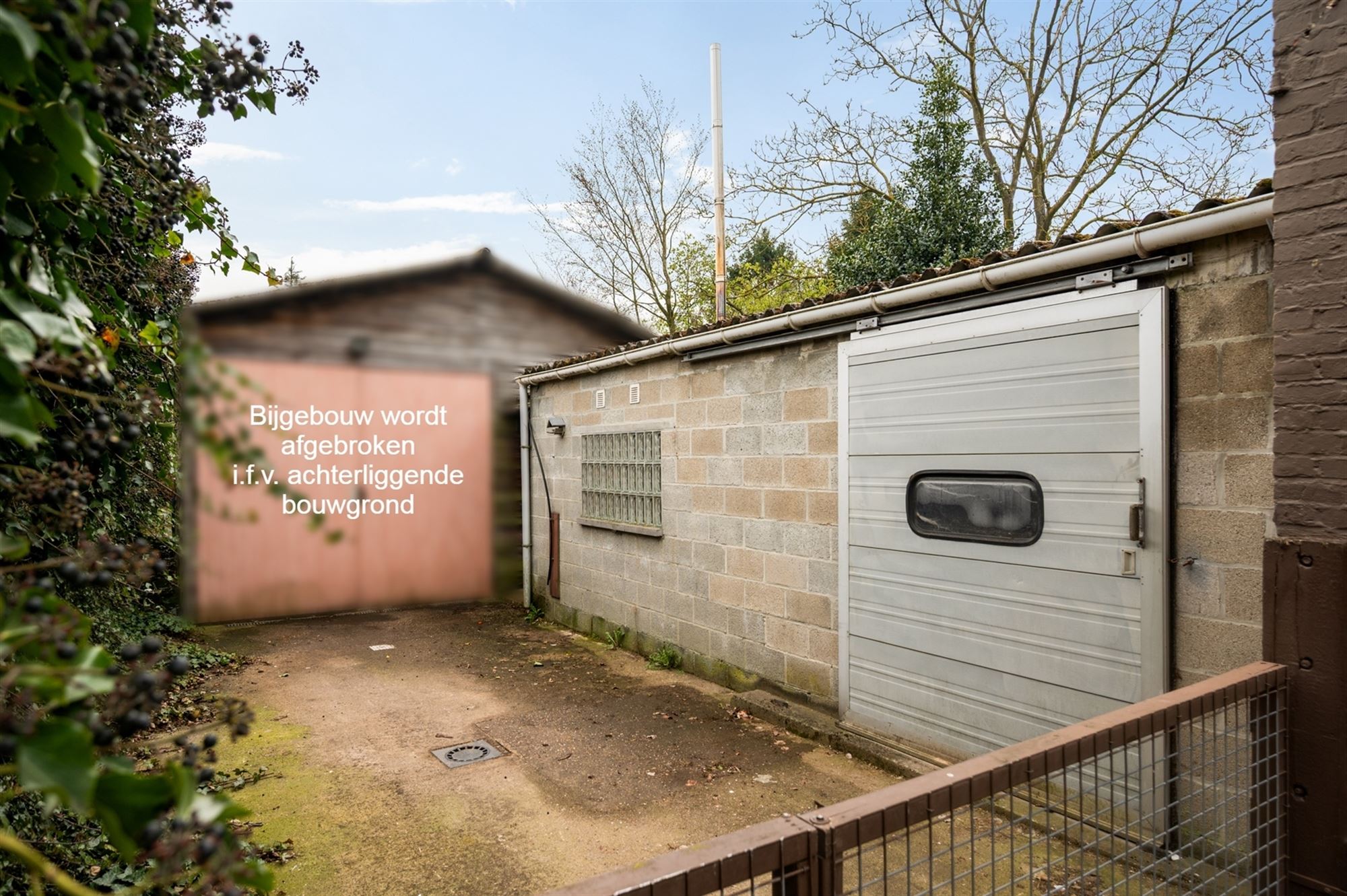 Grondig te renoveren woning op de grens Putte - Bonheiden