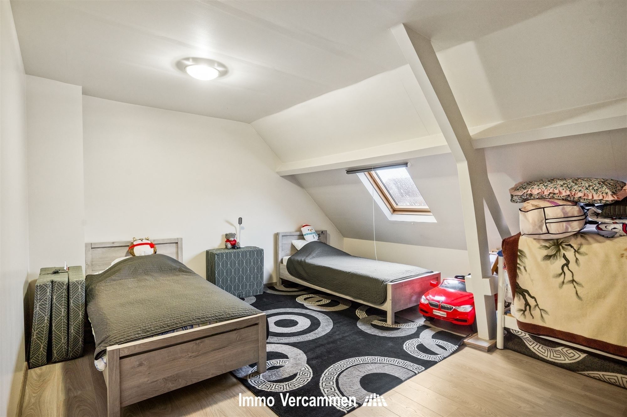 Instapklare woning met 4 SLPK te Mechelen