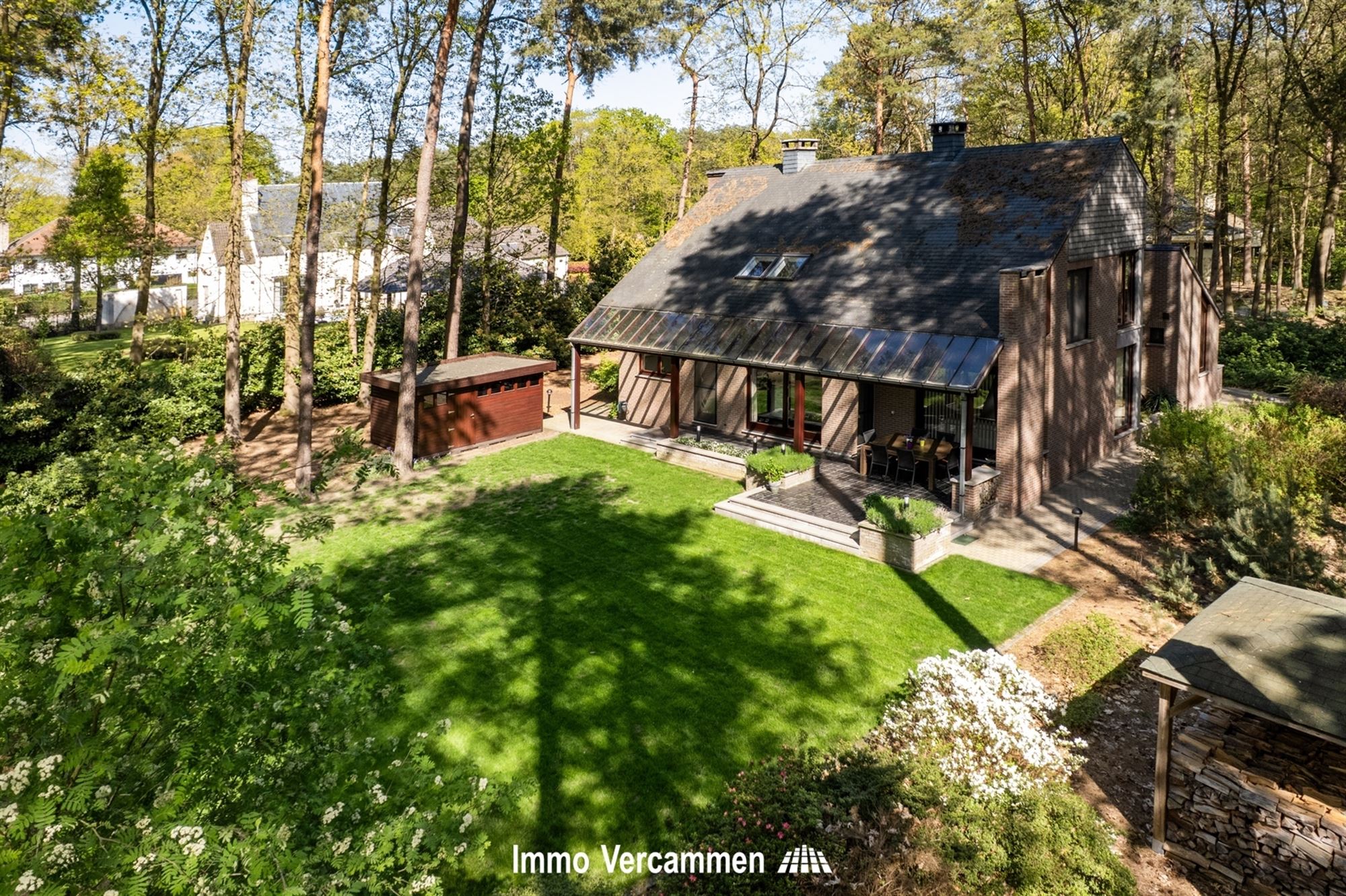 Statige villa nabij het golf- en meerdomein te Keerbergen