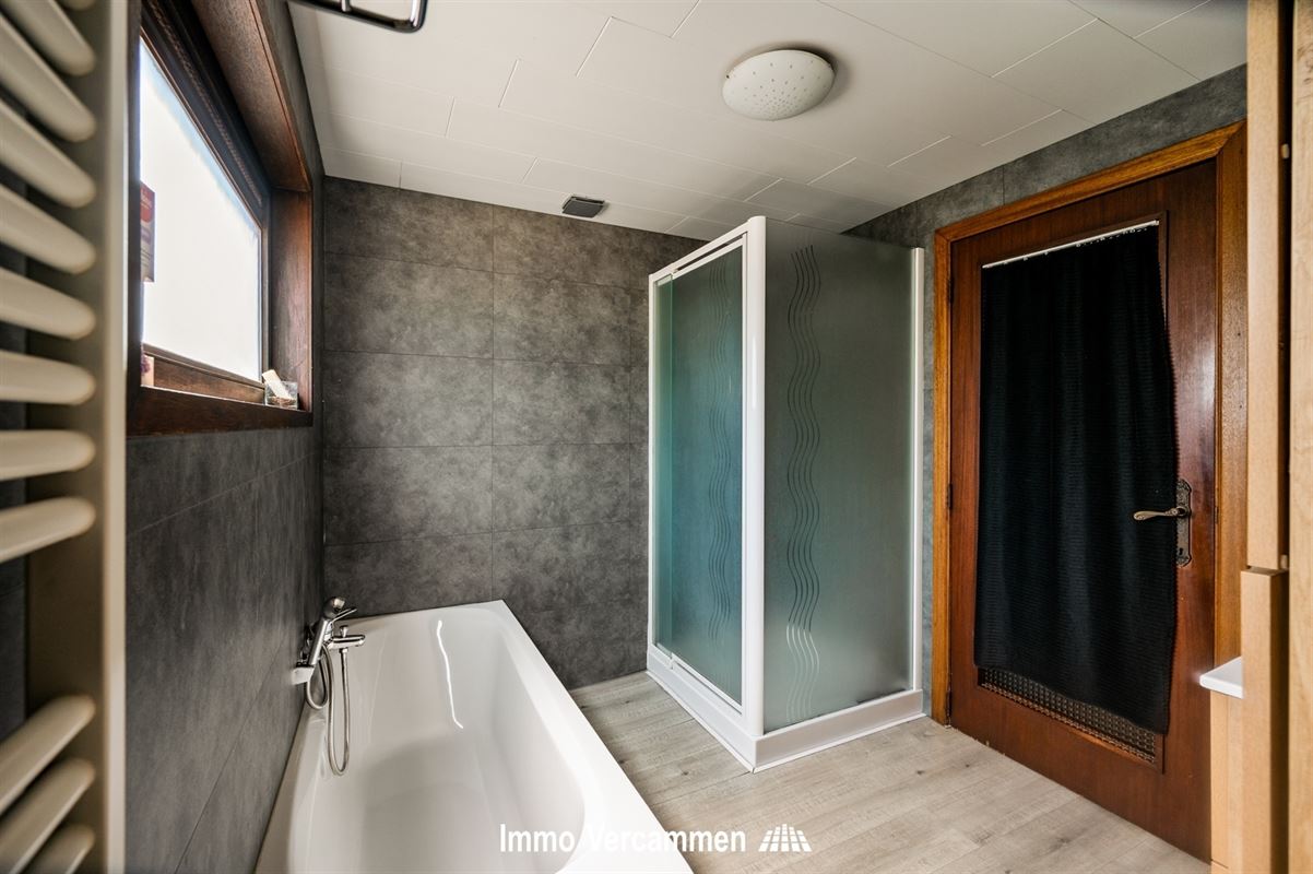 Karaktervolle, landelijke woning op 9319 m² te Onze-Lieve-Vrouw-Waver