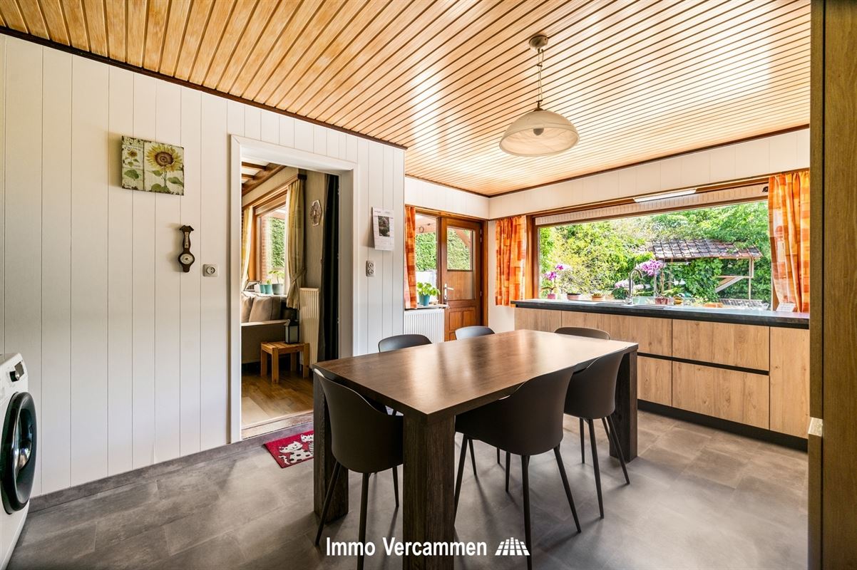 Karaktervolle, landelijke woning op 9319 m² te Onze-Lieve-Vrouw-Waver